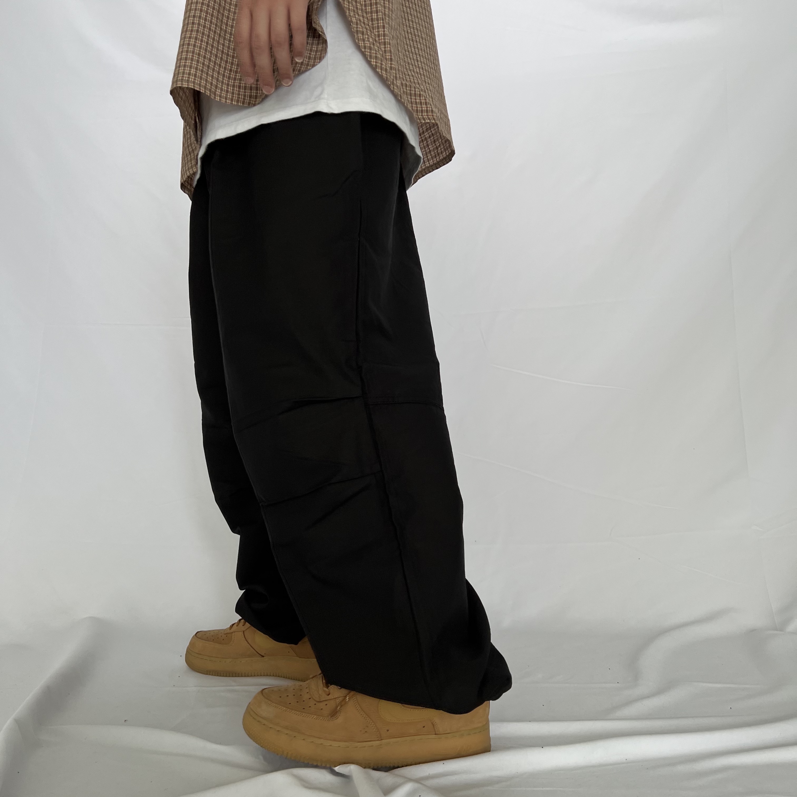Nike Air Force 1 '07 WB Flax 착용 스타일 - 1