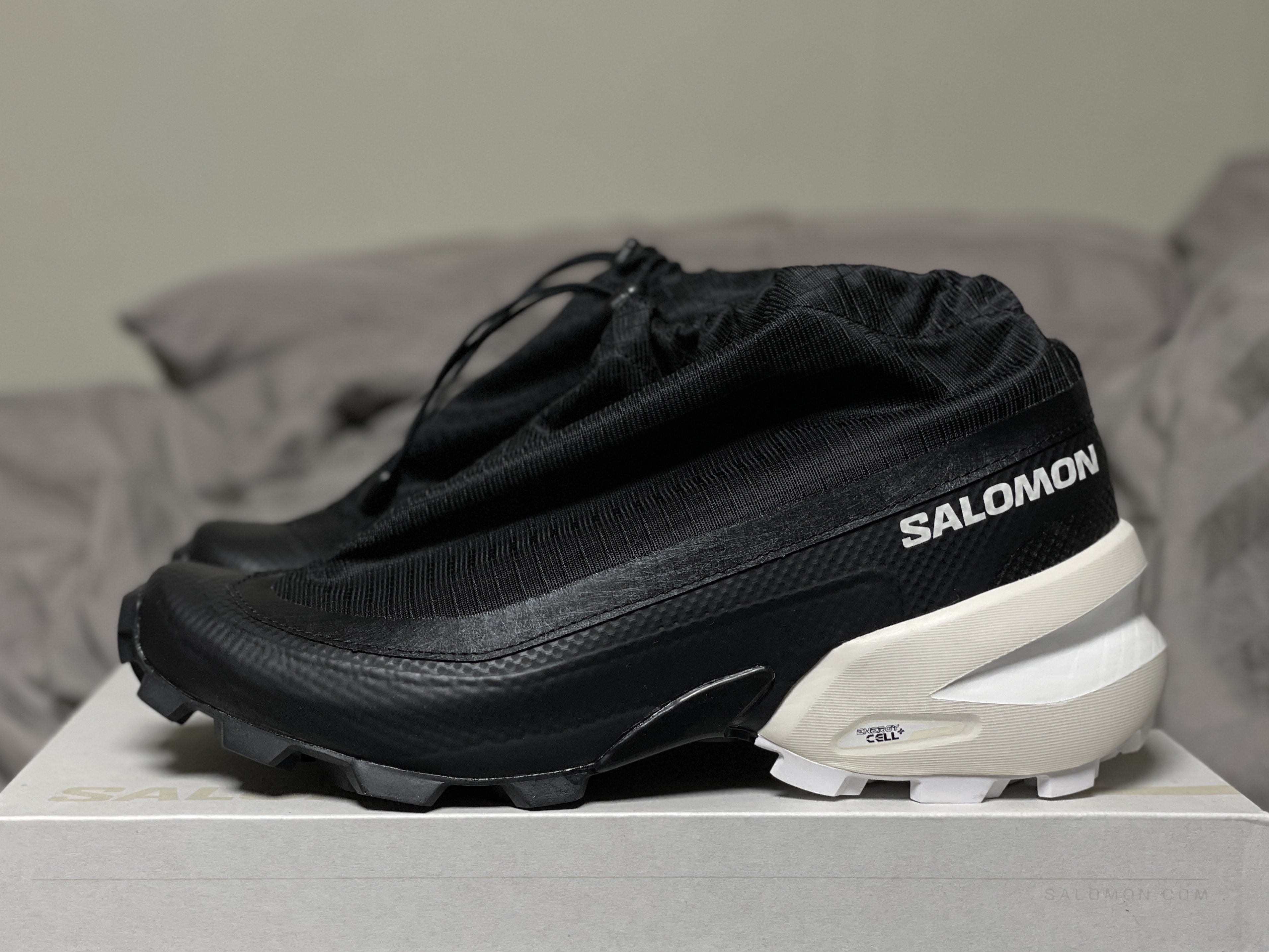 Salomon x MM6 Maison Margiela Cross Low Black 착용 스타일 - 2
