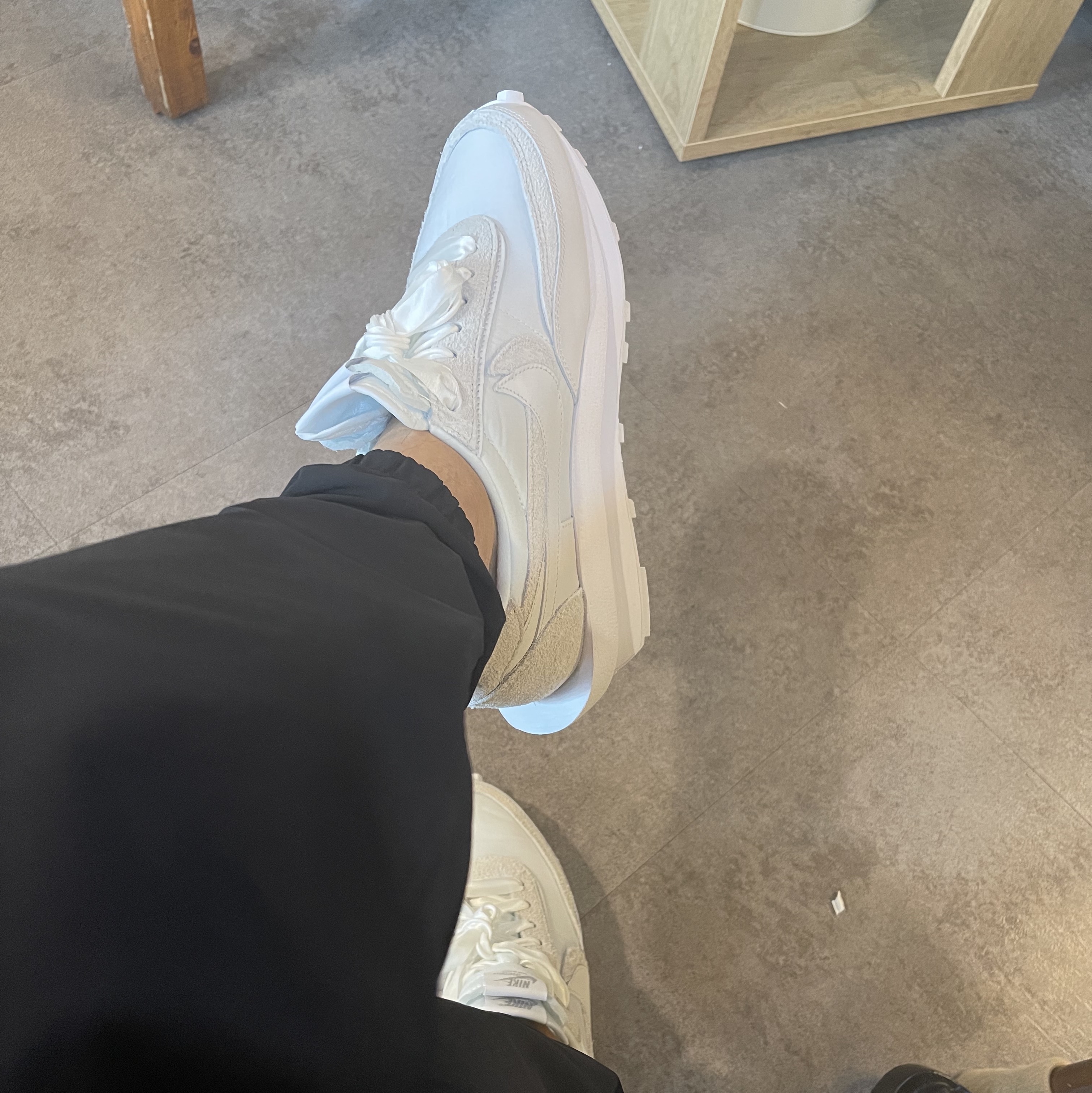 Nike x Sacai LDWaffle White Nylon 착용 스타일 - 1