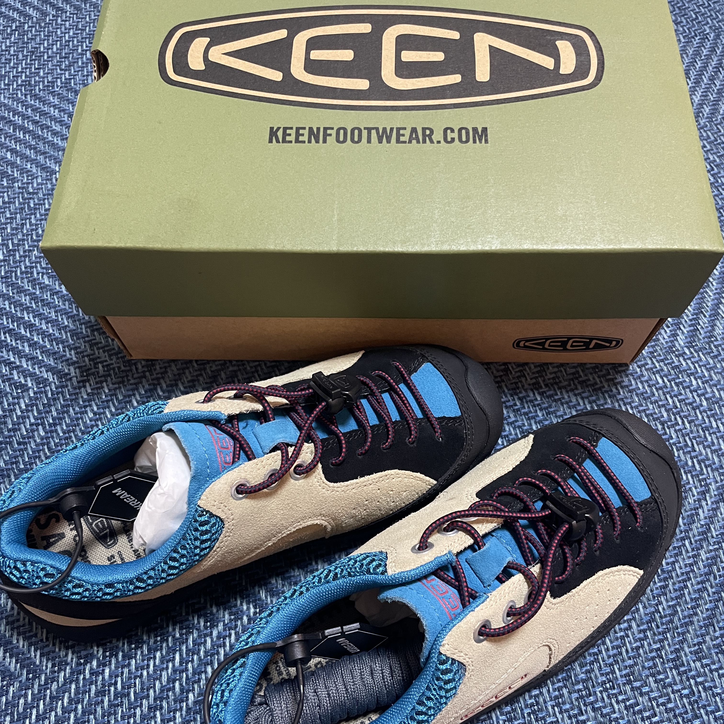 (W) Keen Jasper Rocks SP Sneakers Beige 착용 스타일 - 3