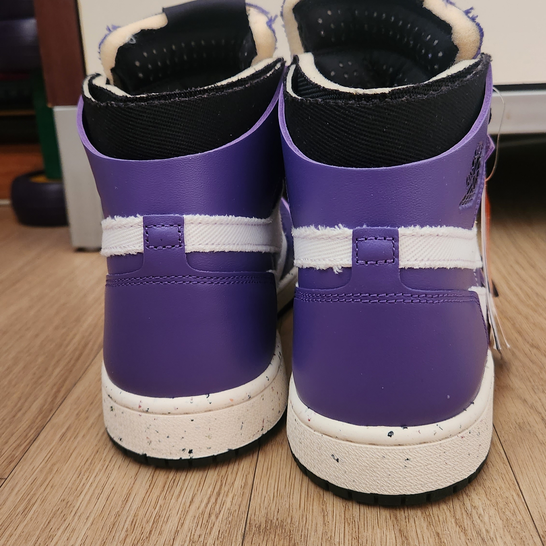 Jordan 1 Zoom Air CMFT Dark Iris 착용 스타일 - 3