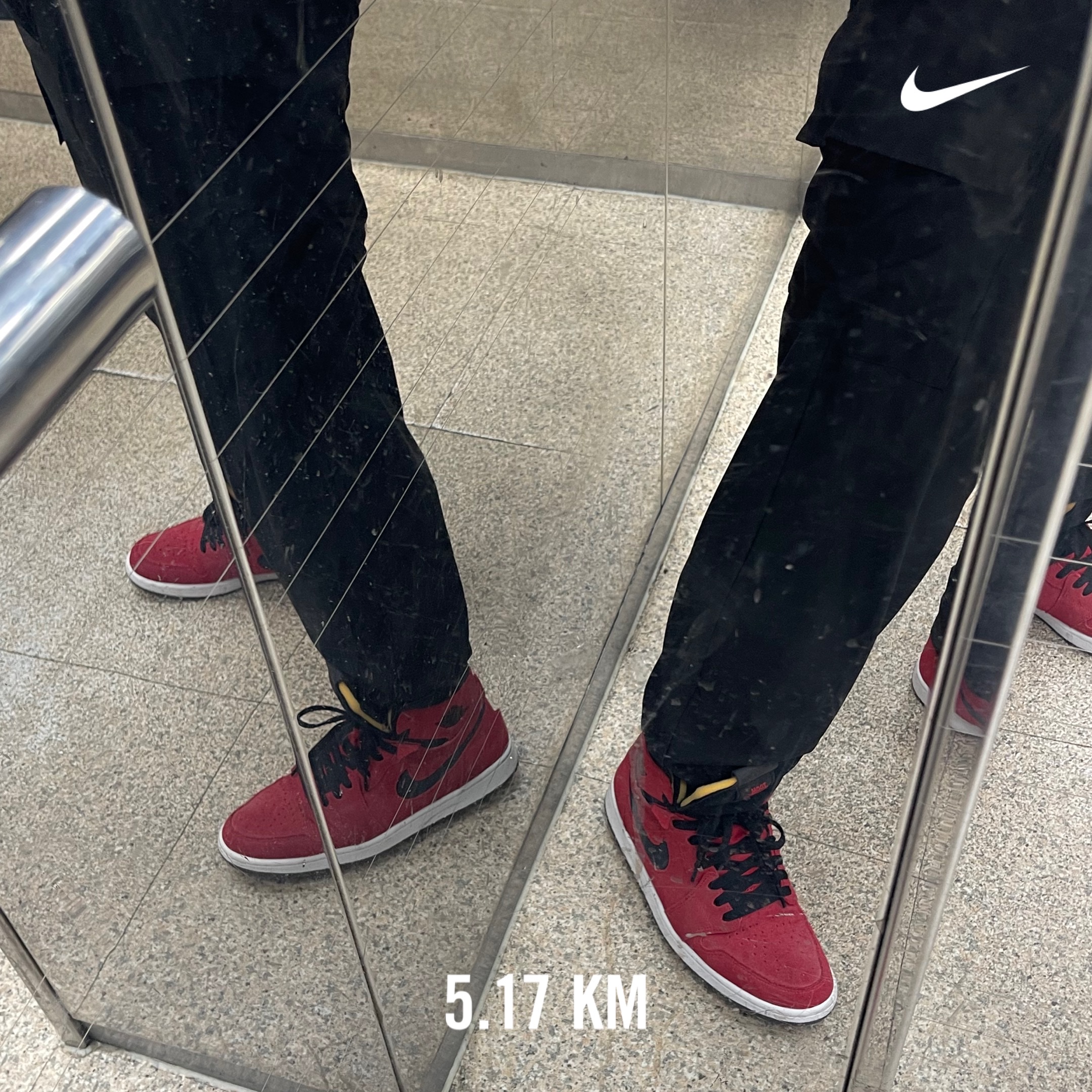 Jordan 1 Zoom Air CMFT Gym Red 착용 스타일