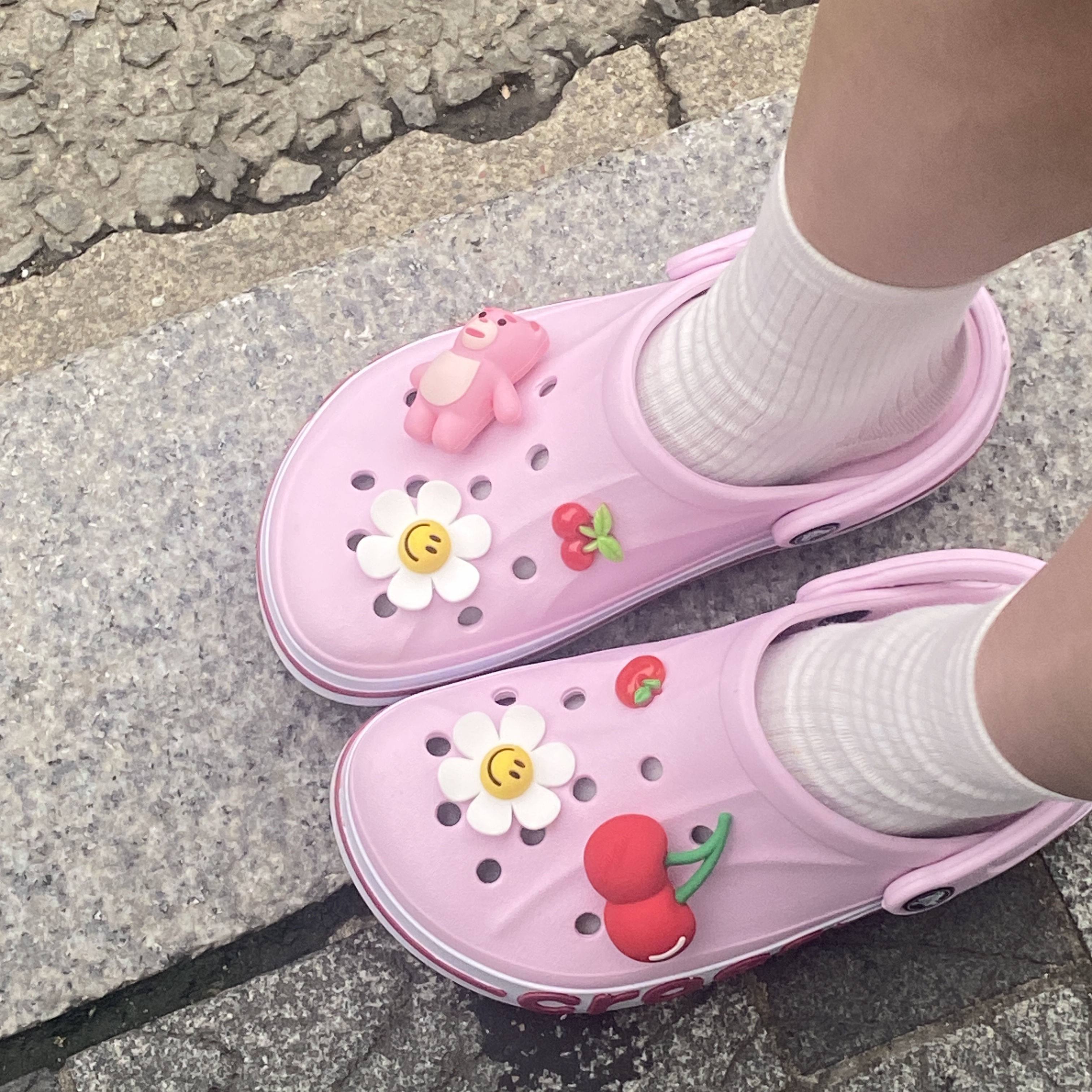 Crocs Bayaband Clog Ballerina Pink 착용 스타일