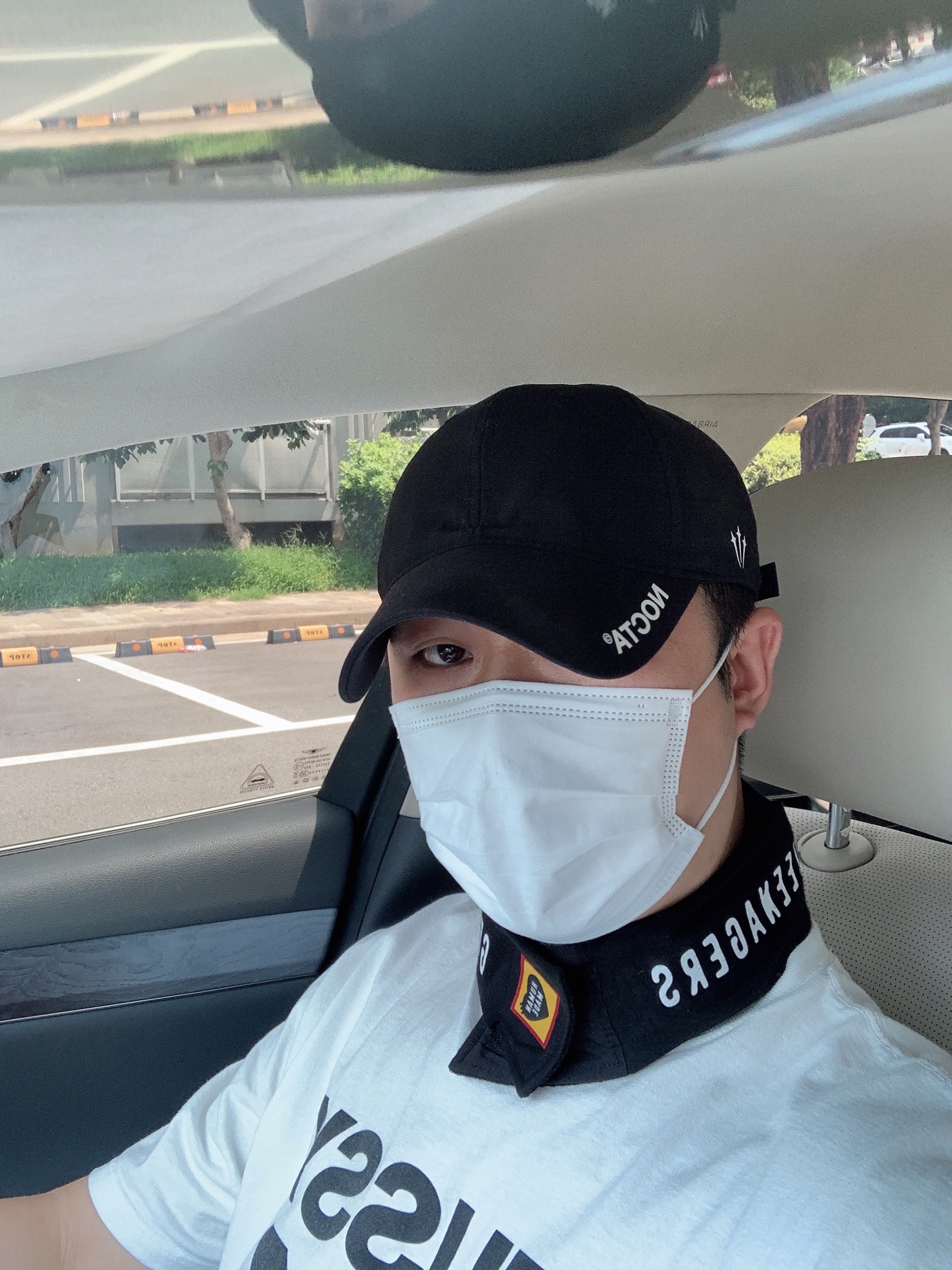 Nike x Drake Nocta Golf Cap Black, Human Made Cool Neck Band Black 착용 스타일 - 1