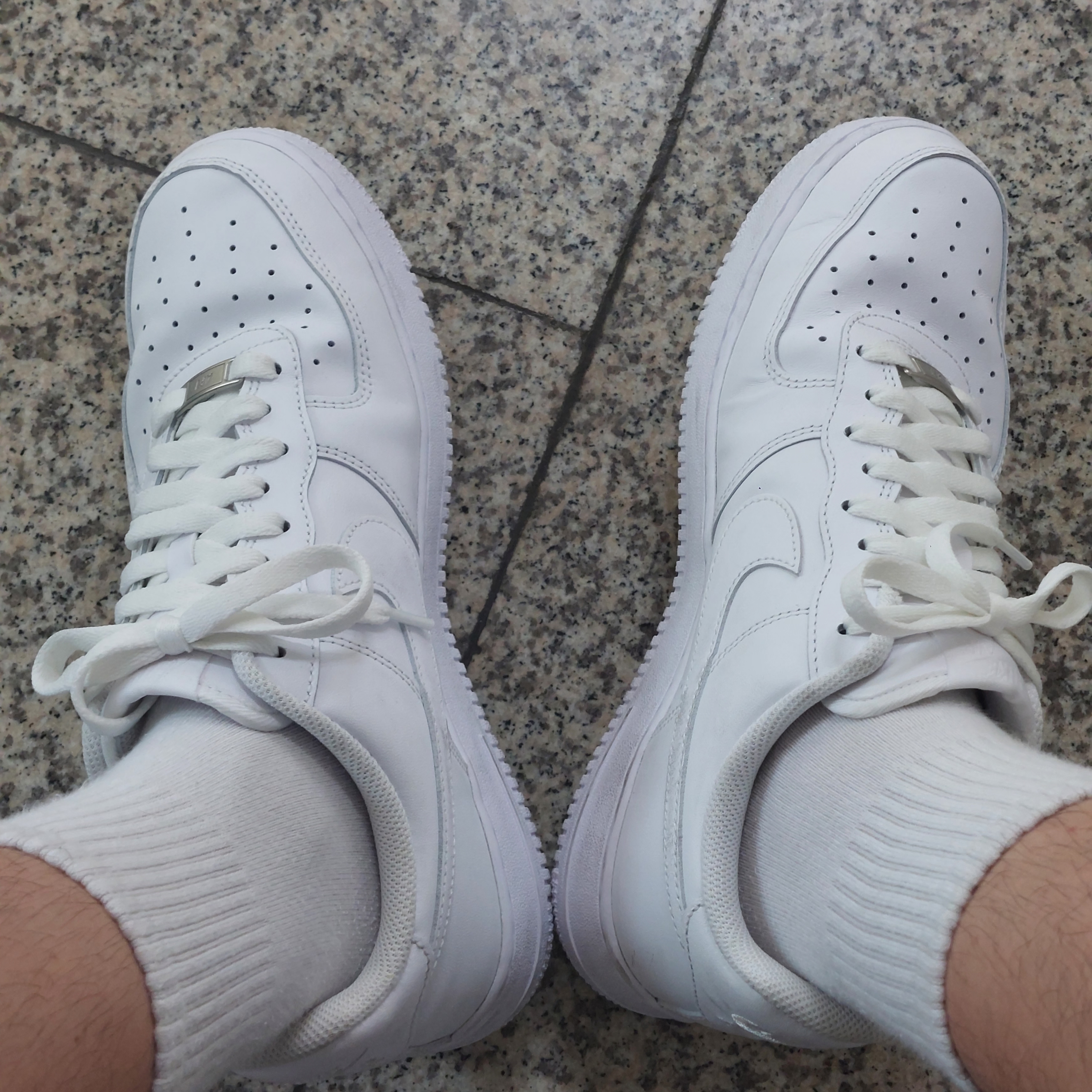 Nike Air Force 1 '07 Low White 착용 스타일