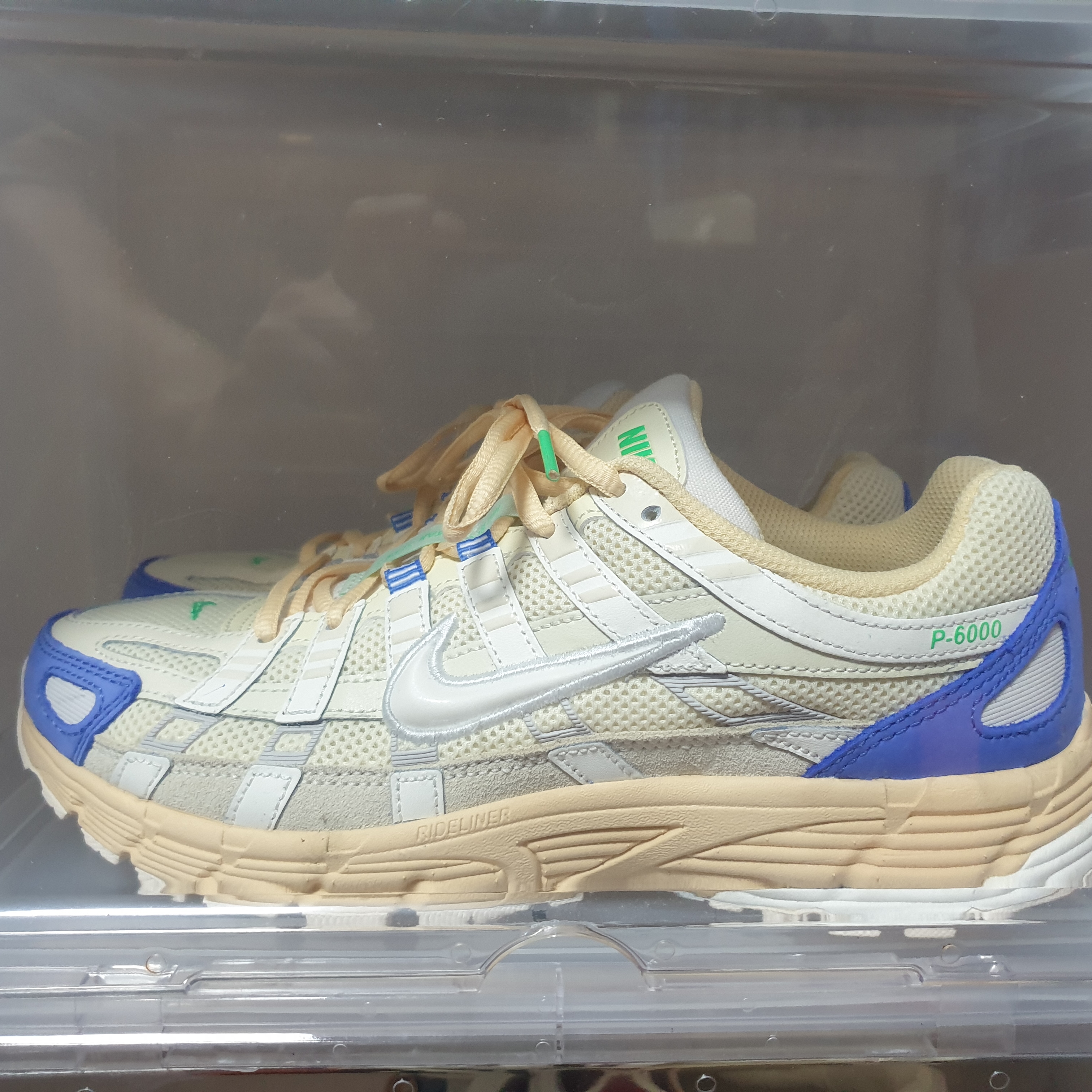 Nike P-6000 Coconut Milk Medium Blue 착용 스타일