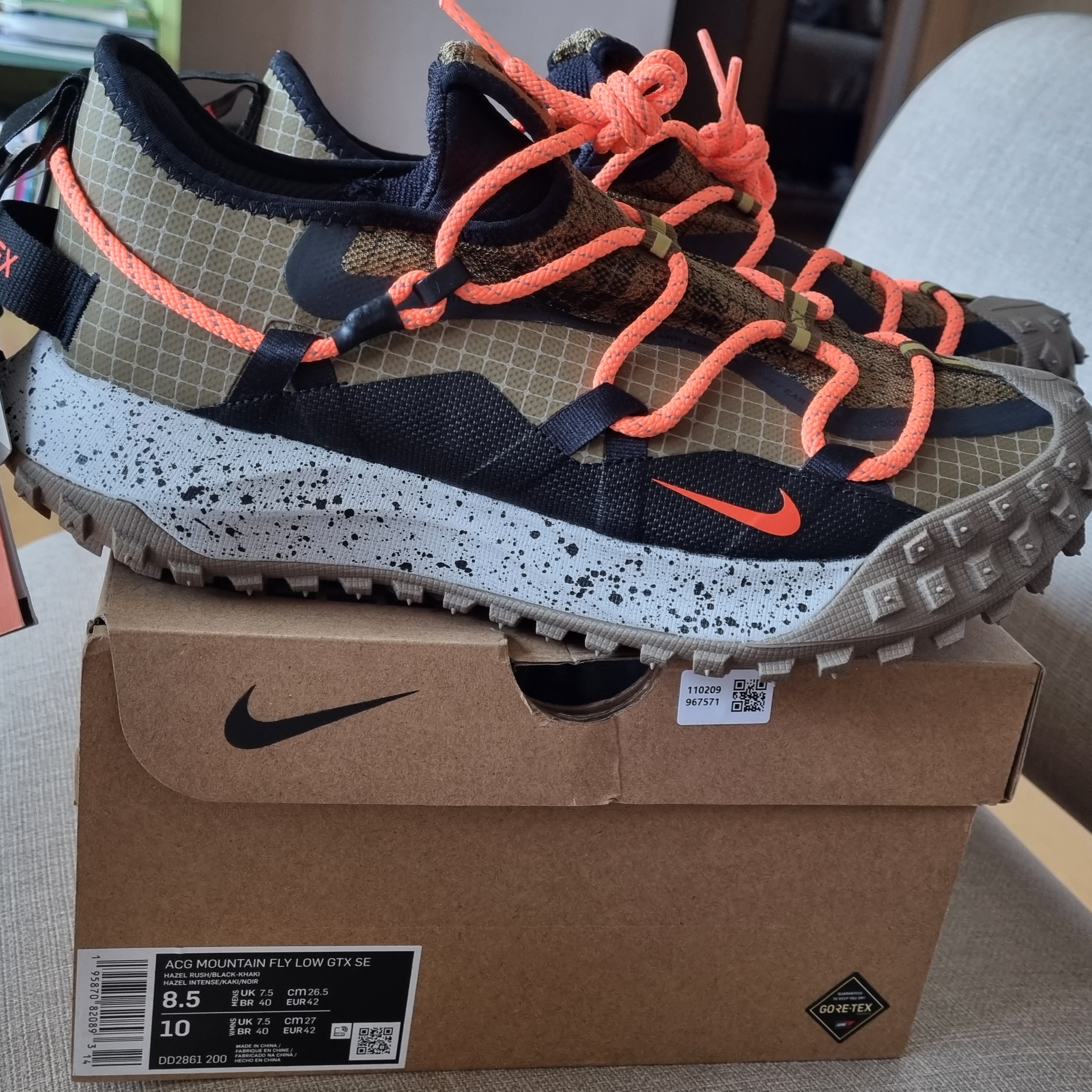 Nike ACG Mountain Fly Low Gore-Tex SE Hazel Rush 착용 스타일 - 2