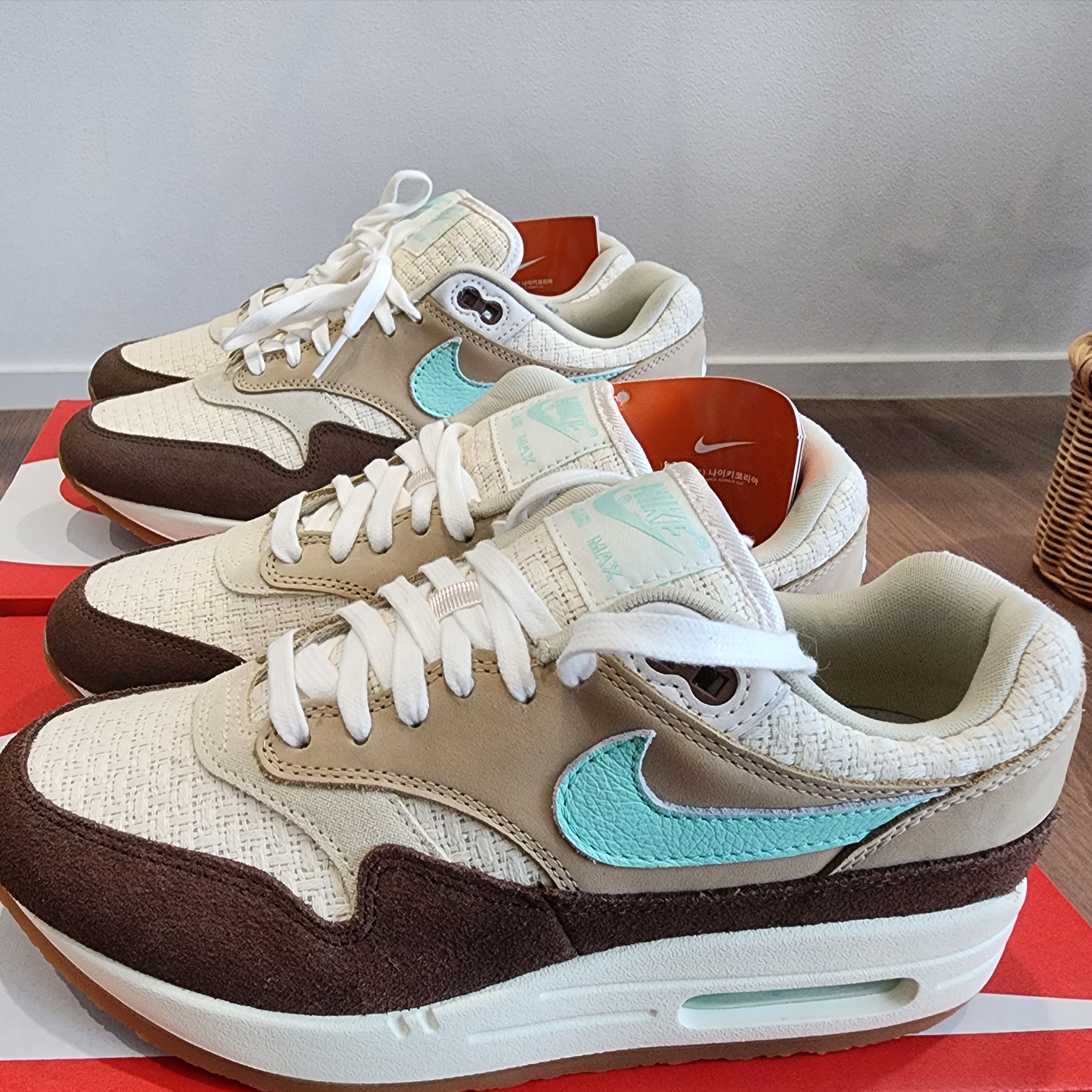 Nike Air Max 1 Premium Crepe Hemp 착용 스타일 - 2