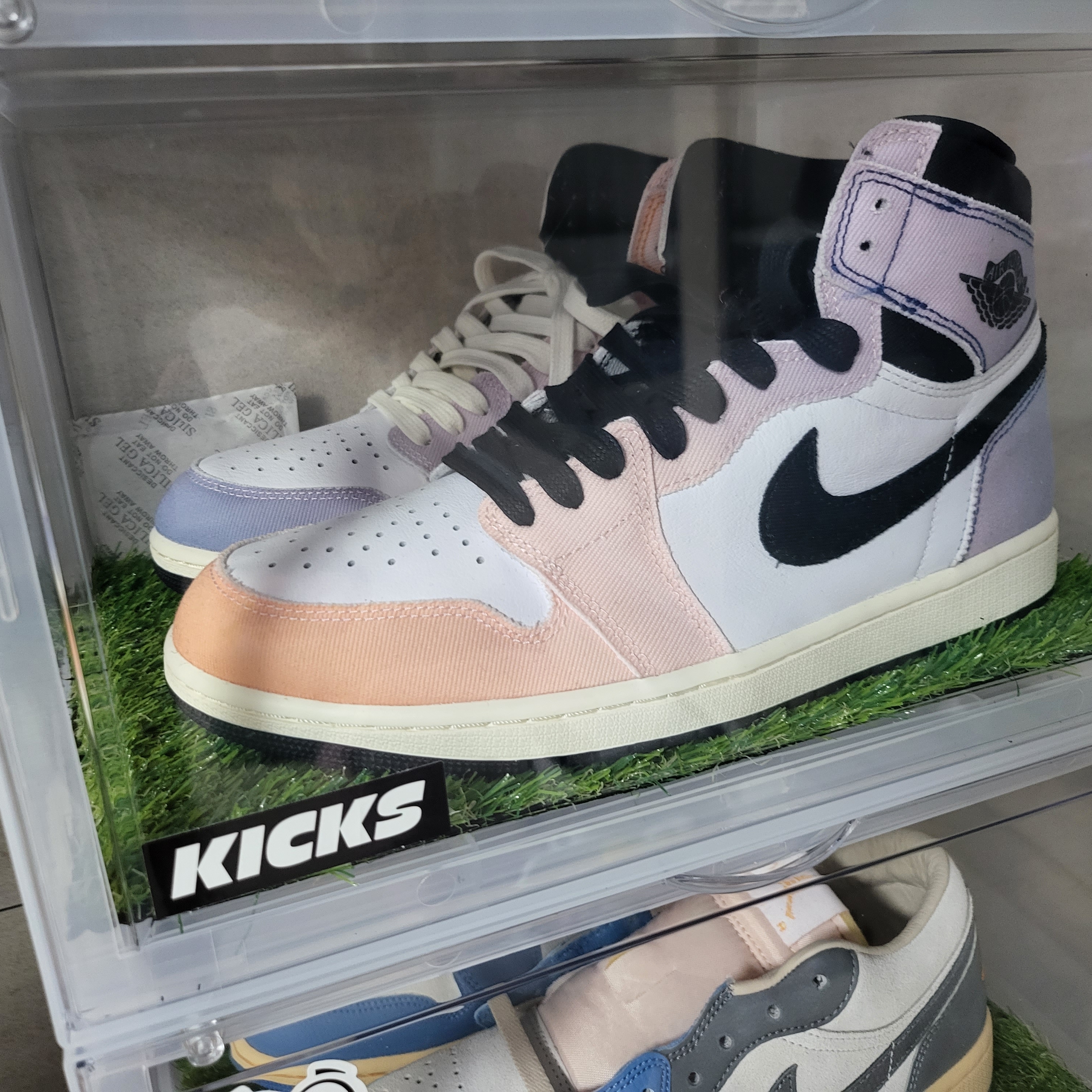 Jordan 1 Retro High OG Multi Color 착용 스타일