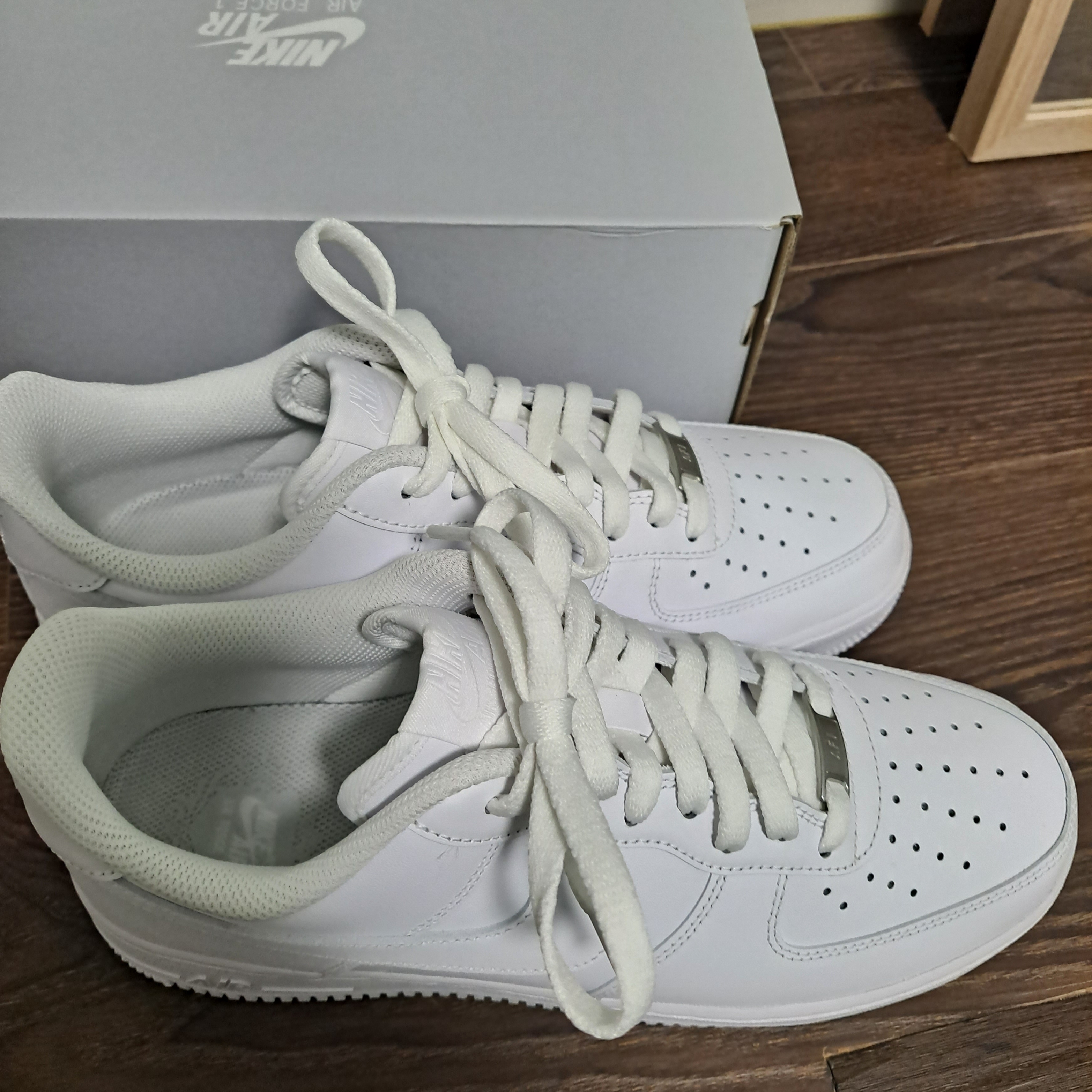Nike Air Force 1 '07 Low White 착용 스타일 - 2