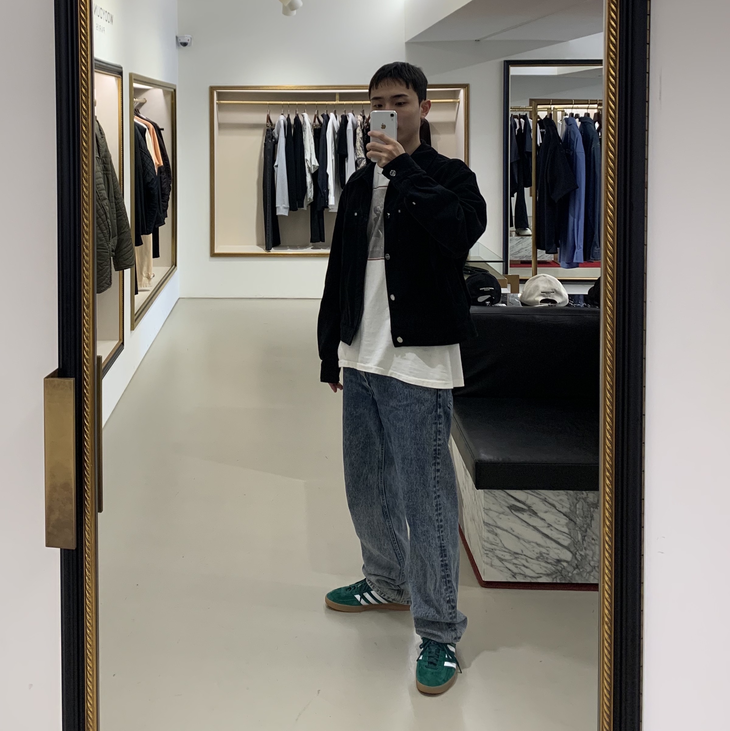 Adidas Gazelle Indoor Collegiate Green, Y/Project Classic Wire Jeans Navy - 22FW 착용 스타일 - 1