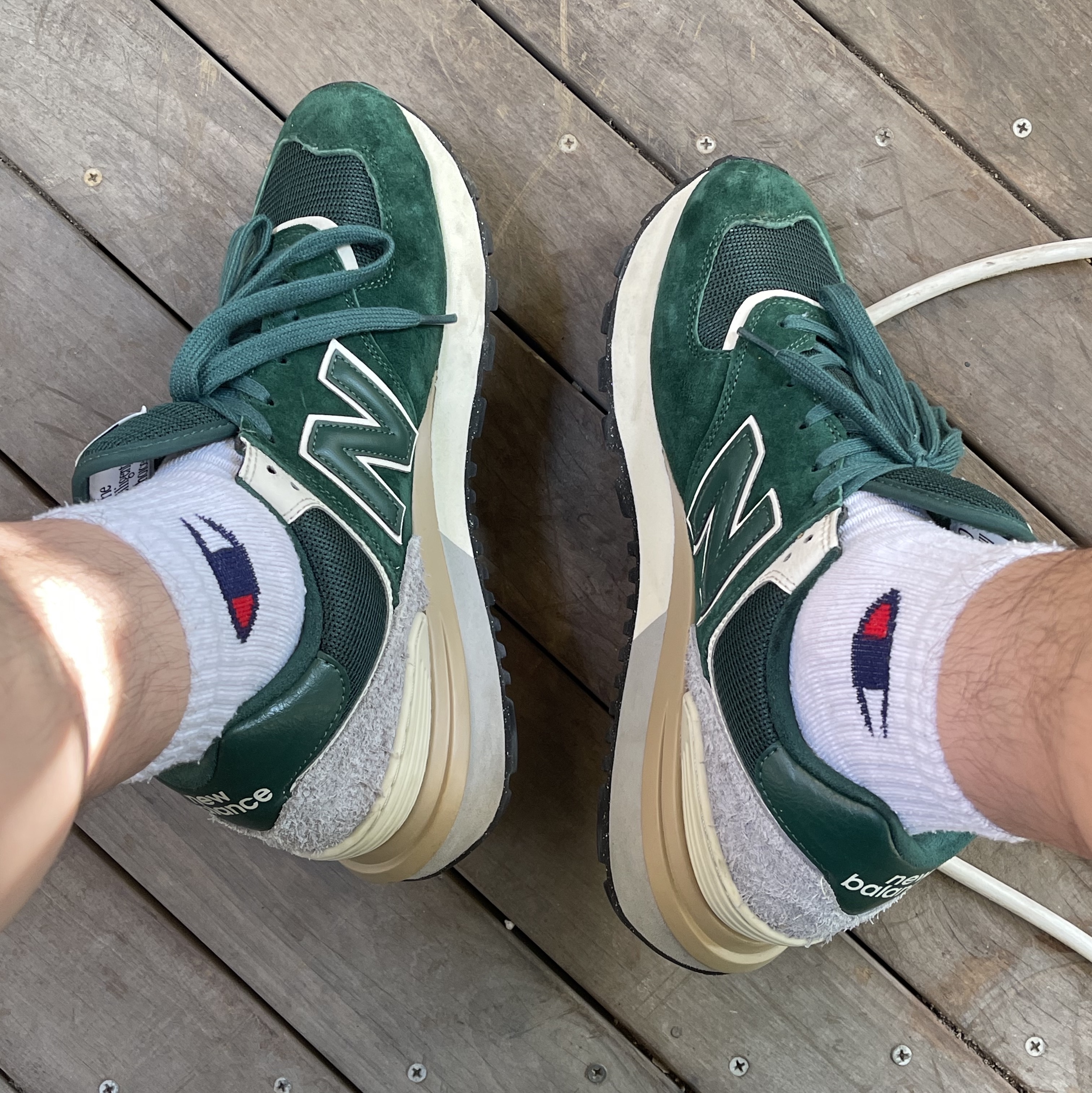 New Balance 574 Legacy Green 착용 스타일
