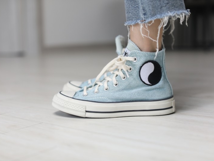 Converse x Stussy x Our Legacy Work Shop Chuck 70 High Pool Blue 착용 스타일