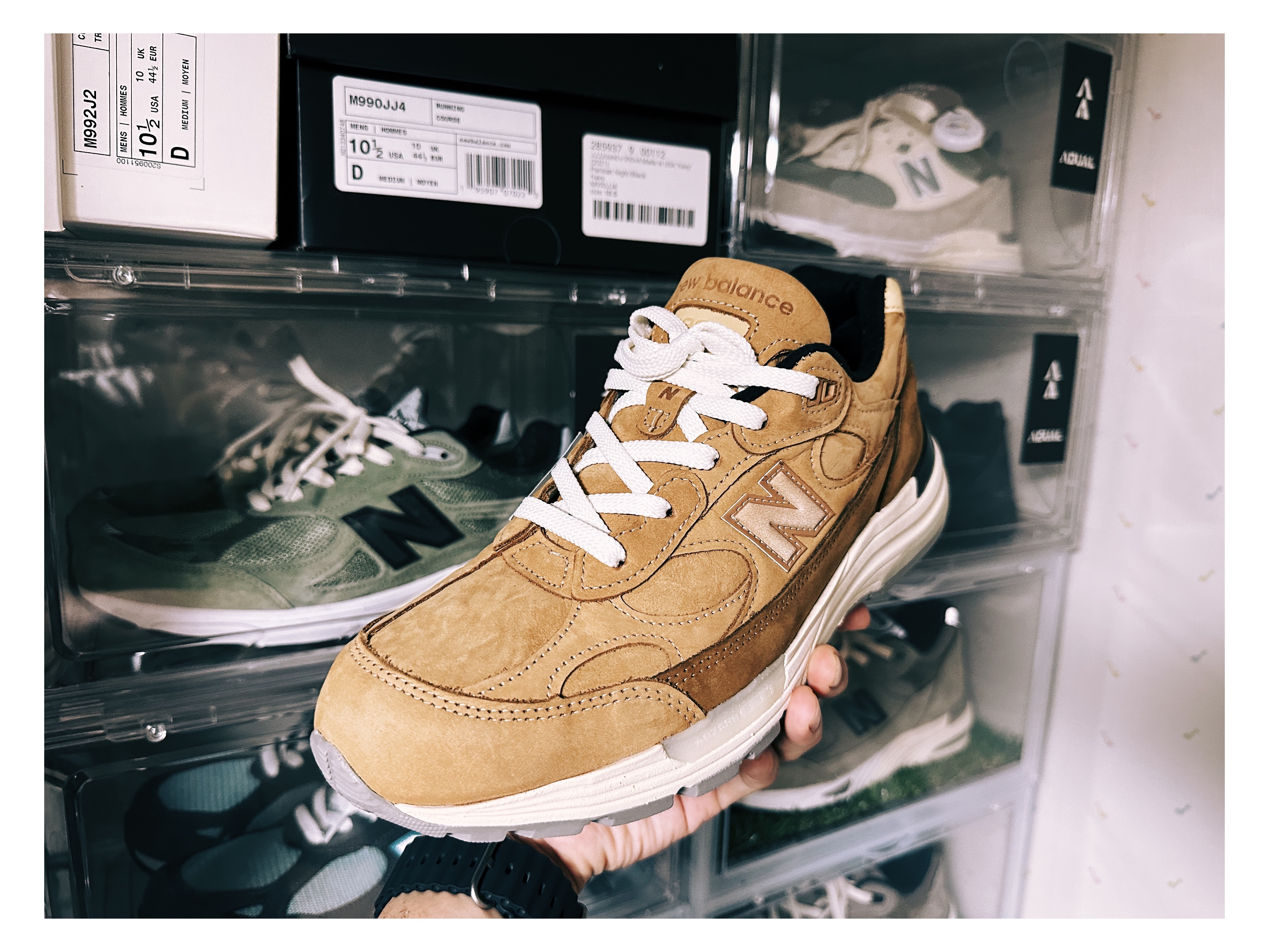 New Balance 992 Made in USA Brown 착용 스타일 - 1