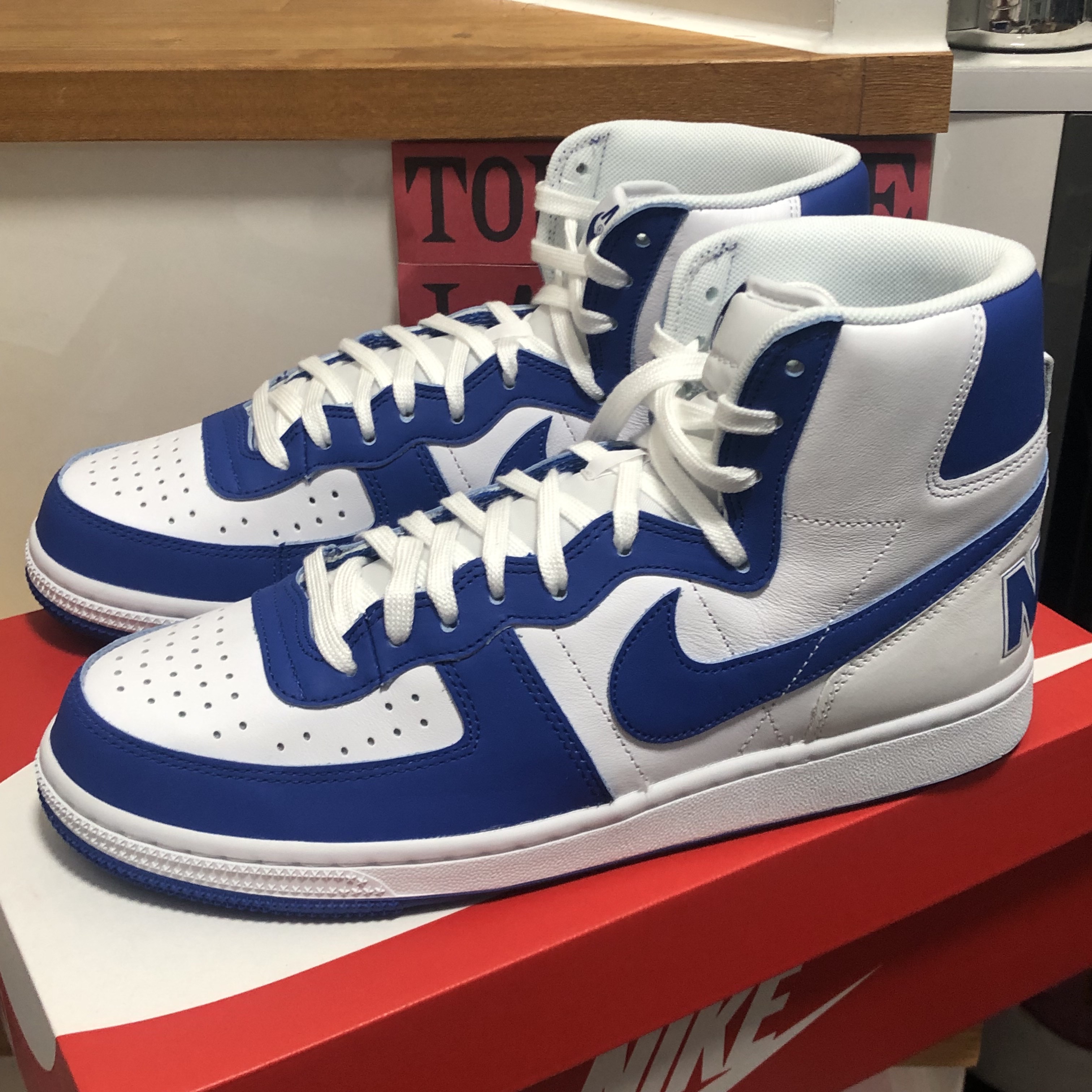 Nike Terminator High Game Royal 착용 스타일
