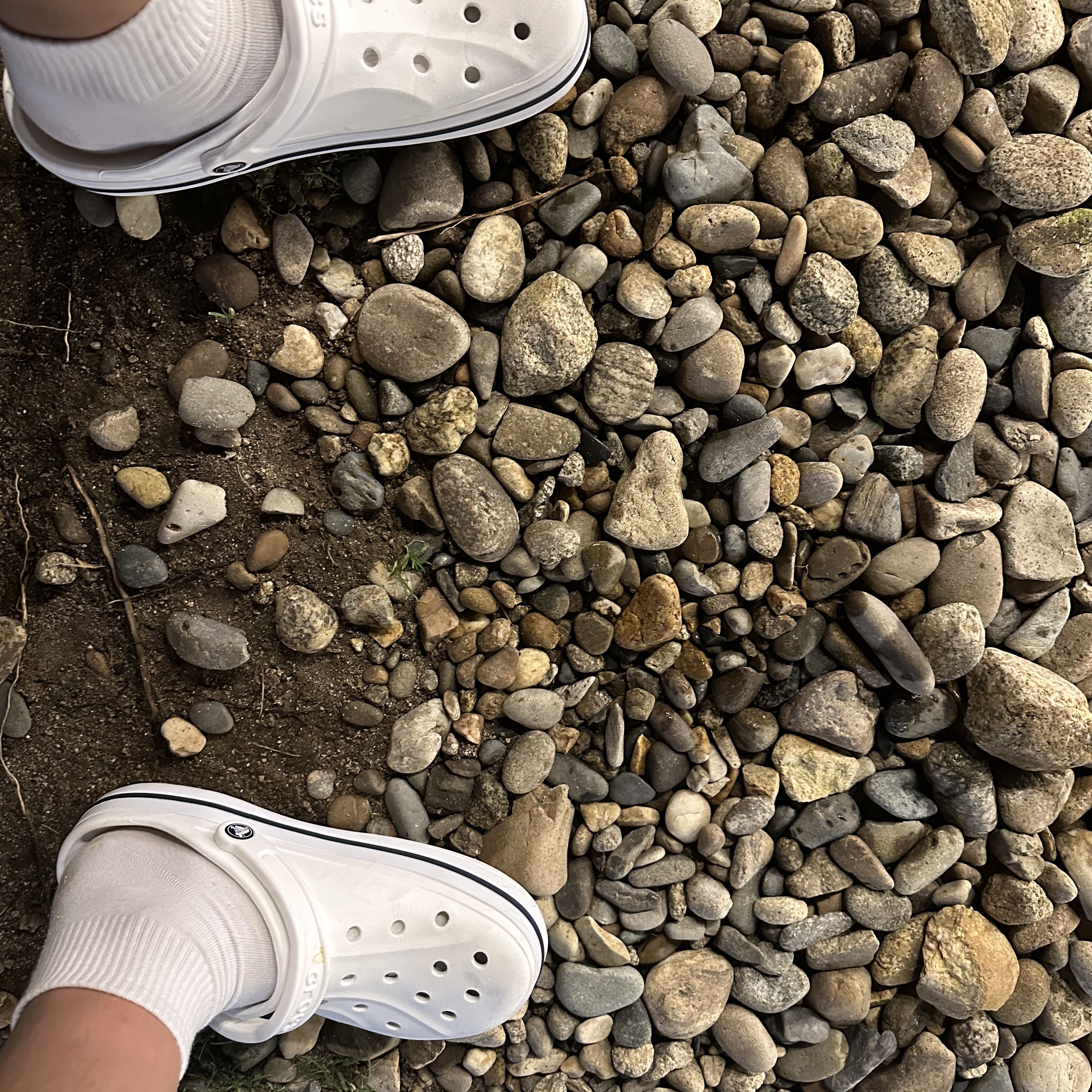 Crocs Bayaband Clog White Navy 착용 스타일