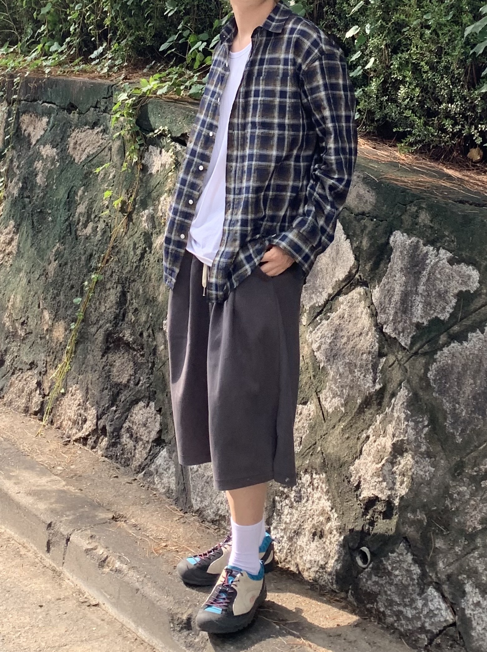 Keen Jasper Rocks SP Sneakers Beige 착용 스타일 - 3