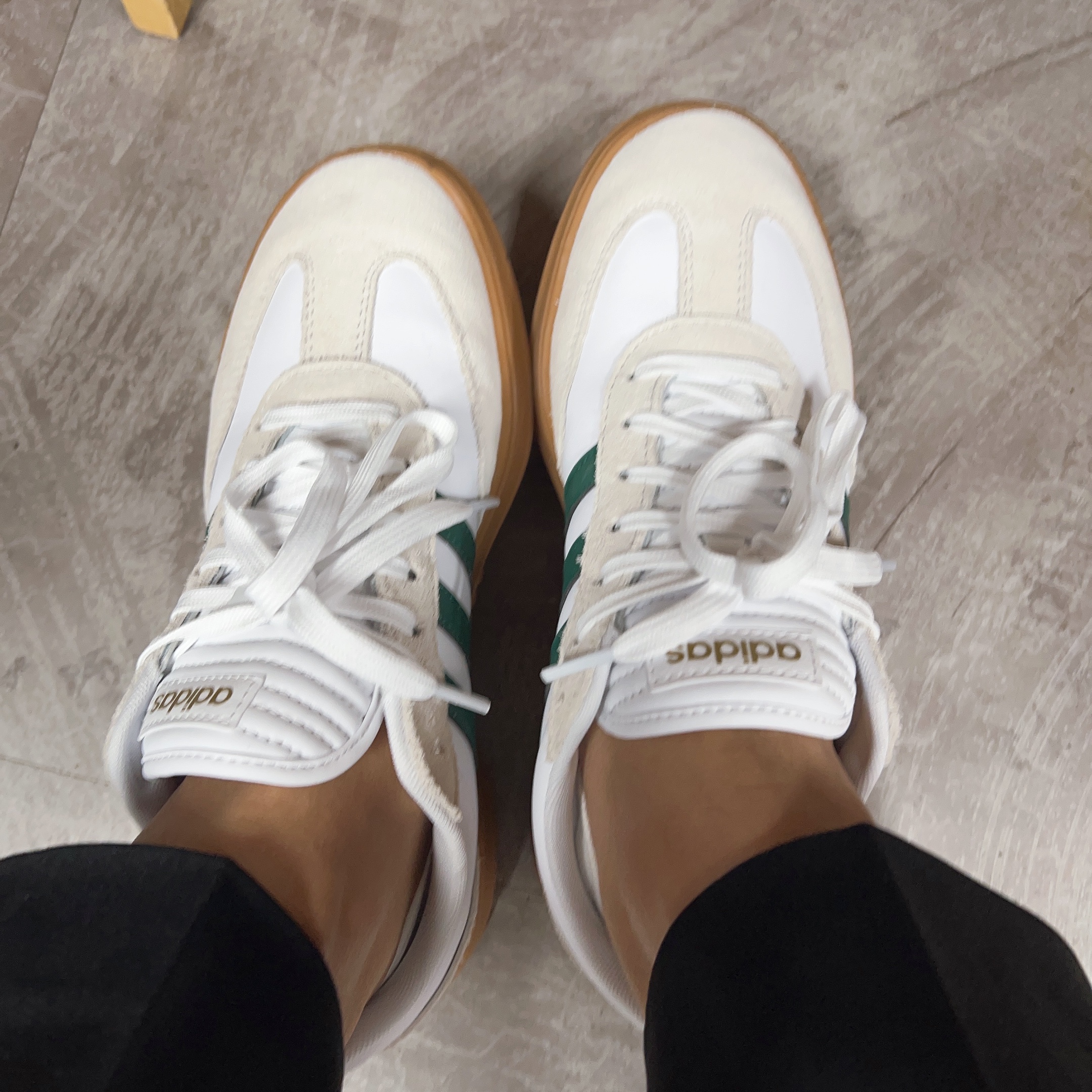Adidas Gradas Collegiate Green 착용 스타일 - 1