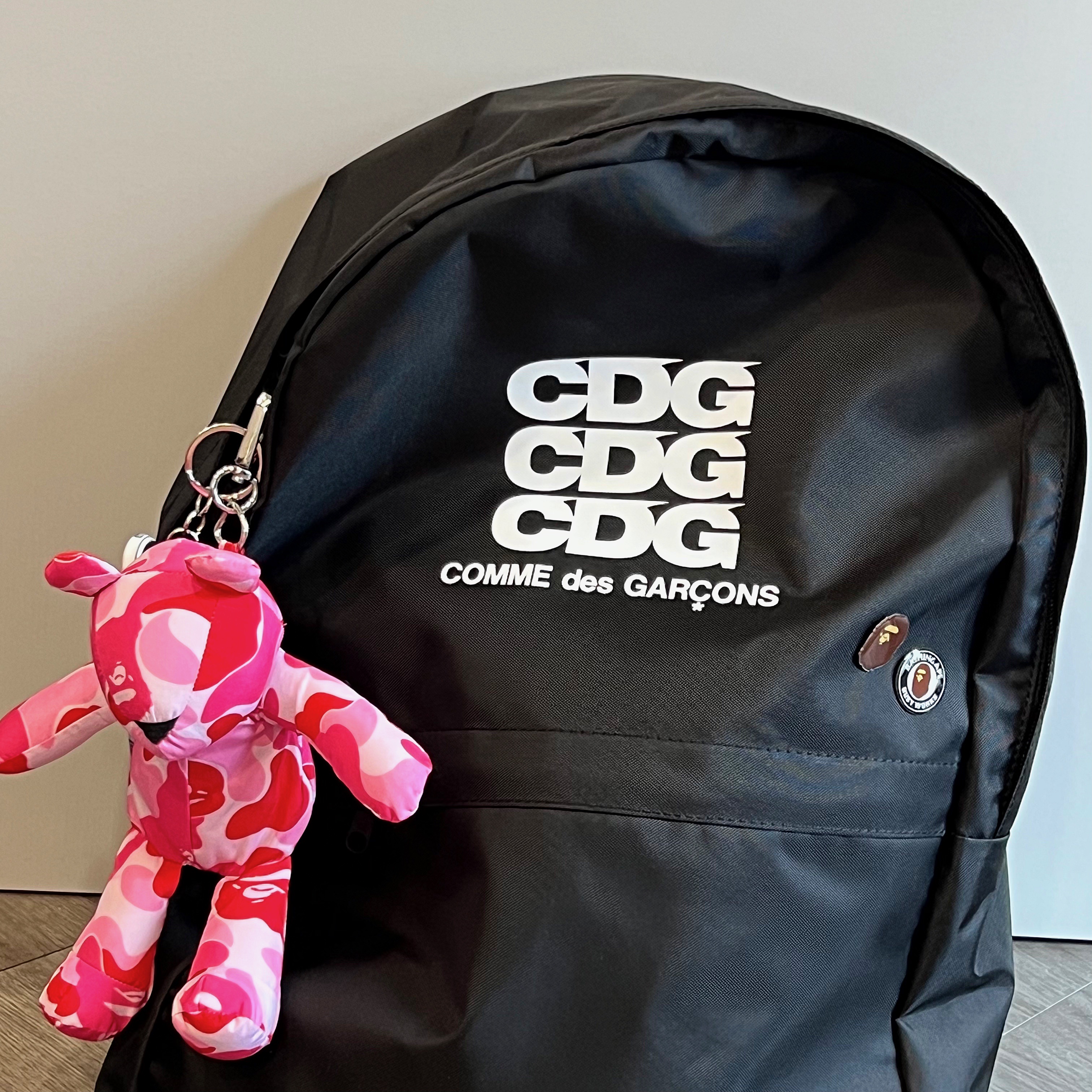 CDG Backpack Black 착용 스타일