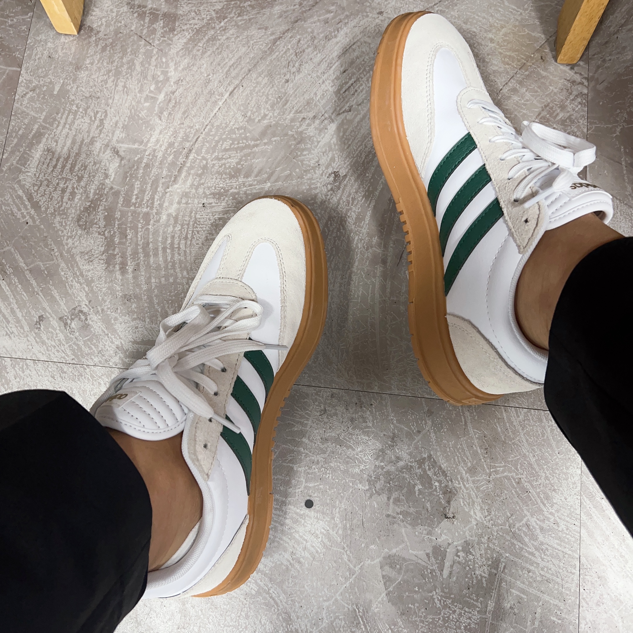 Adidas Gradas Collegiate Green 착용 스타일 - 2