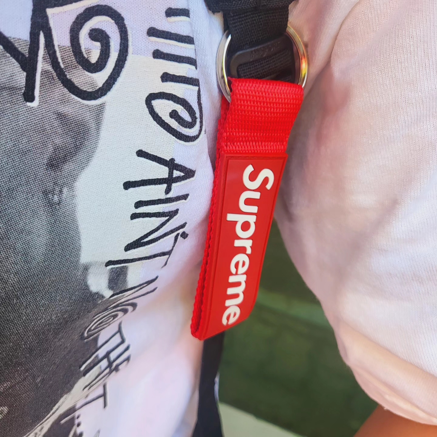 Supreme Washed Chino Twill Camp Cap Zebra - 22FW, Stussy x Gang Starr Take It Personal T-Shirt White 착용 스타일 - 5