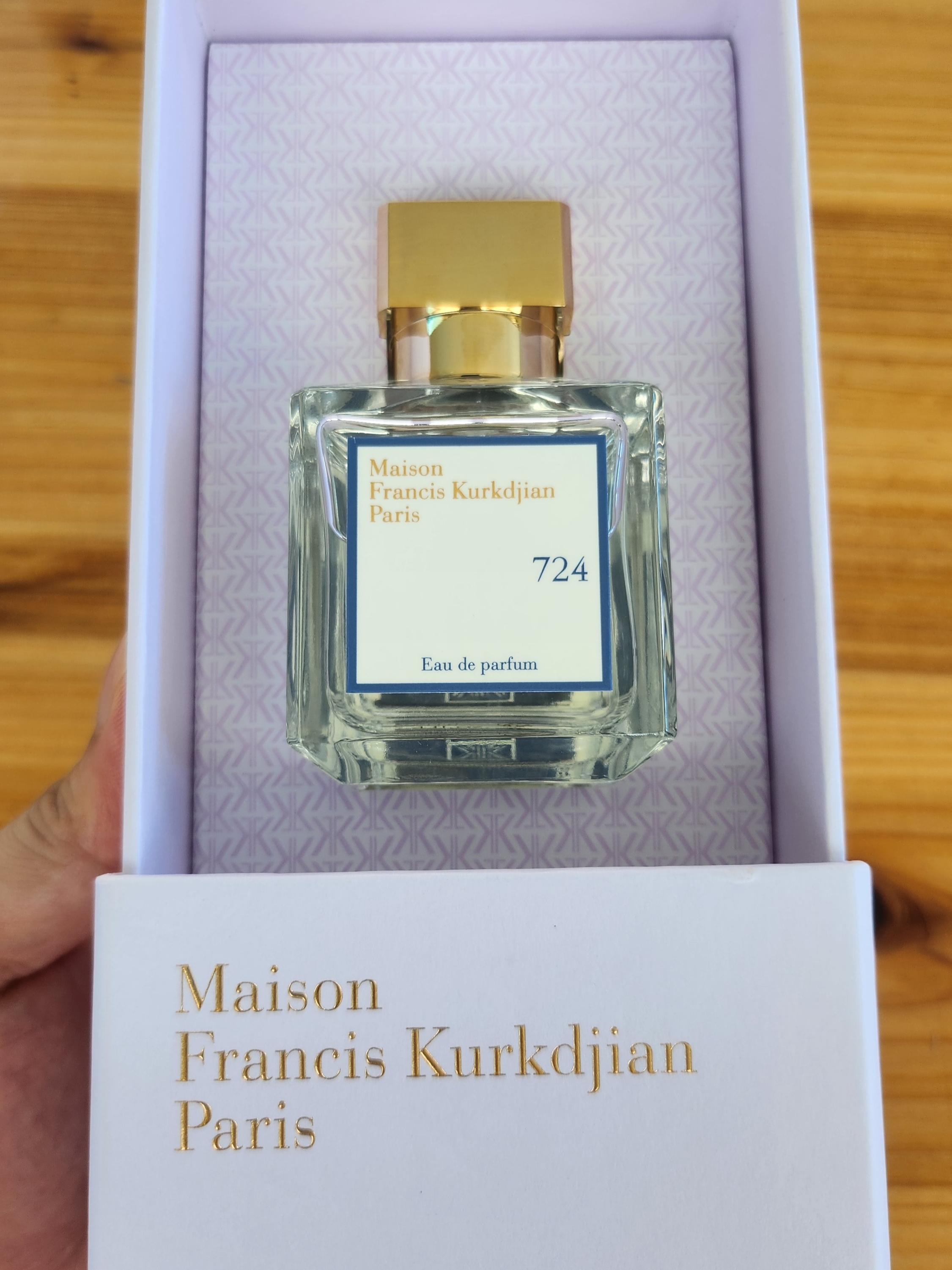 Maison Francis Kurkdjian 724 Eau De Parfum 70ml 착용 스타일
