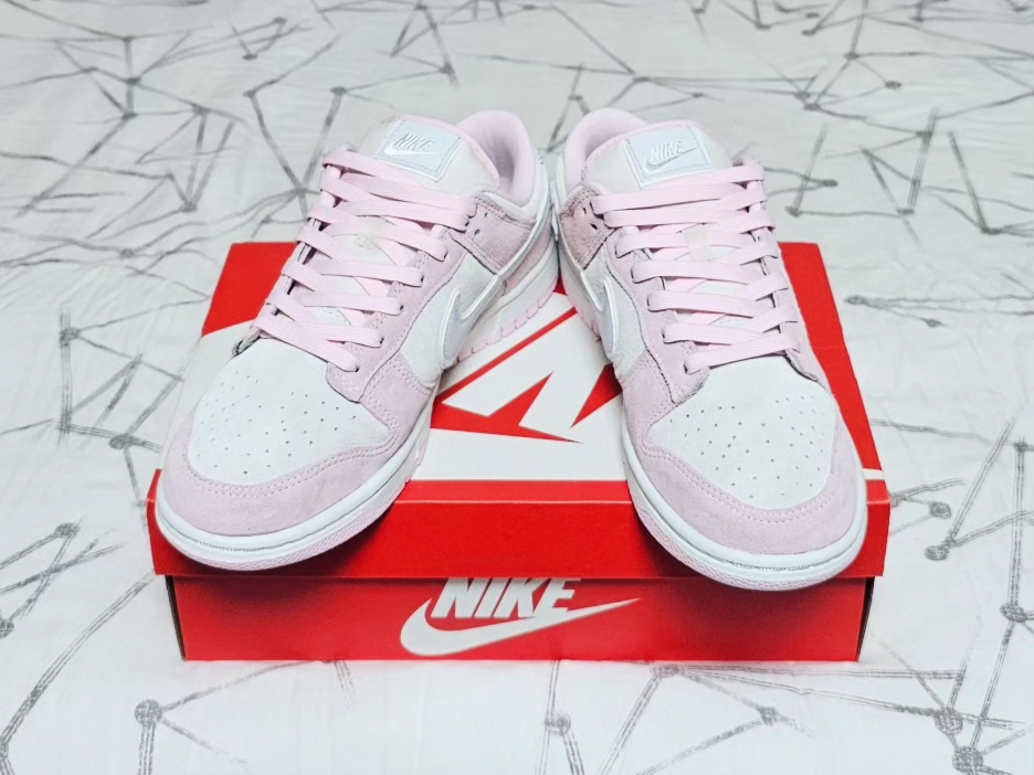 (W) Nike Dunk Low LX Pink Foam 착용 스타일 - 3