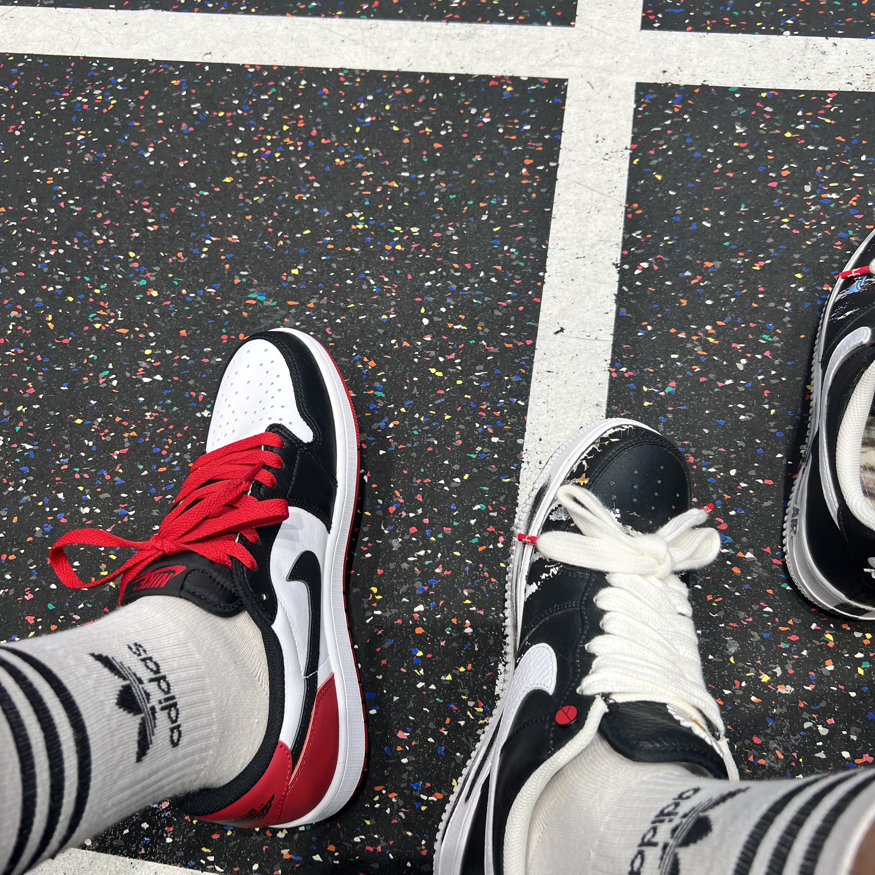 Jordan 1 Retro Low OG Black Toe, Nike x Peaceminusone Air Force 1 Low Para-Noise 착용 스타일