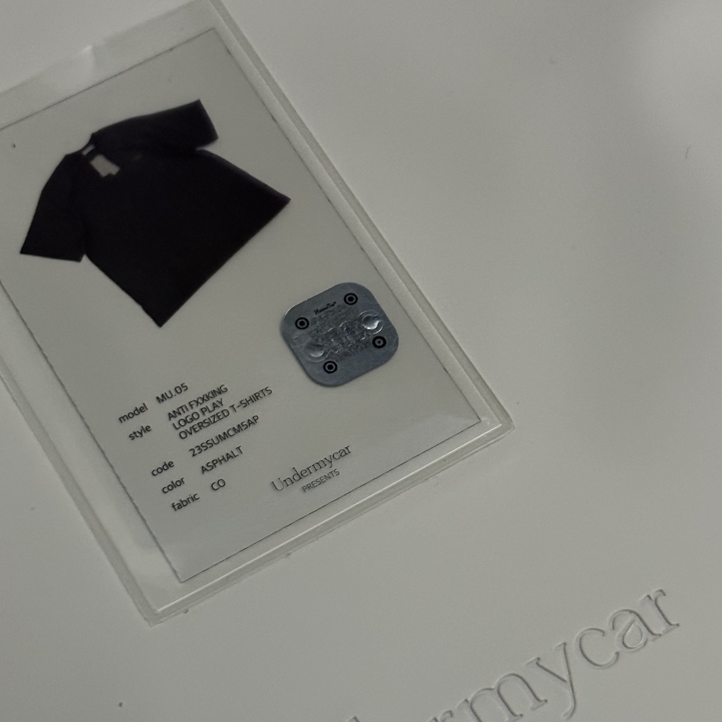 Undermycar Mu.05 Anti Fxxking Logo Play Oversized T-Shirts Asphalt 착용 스타일 - 1