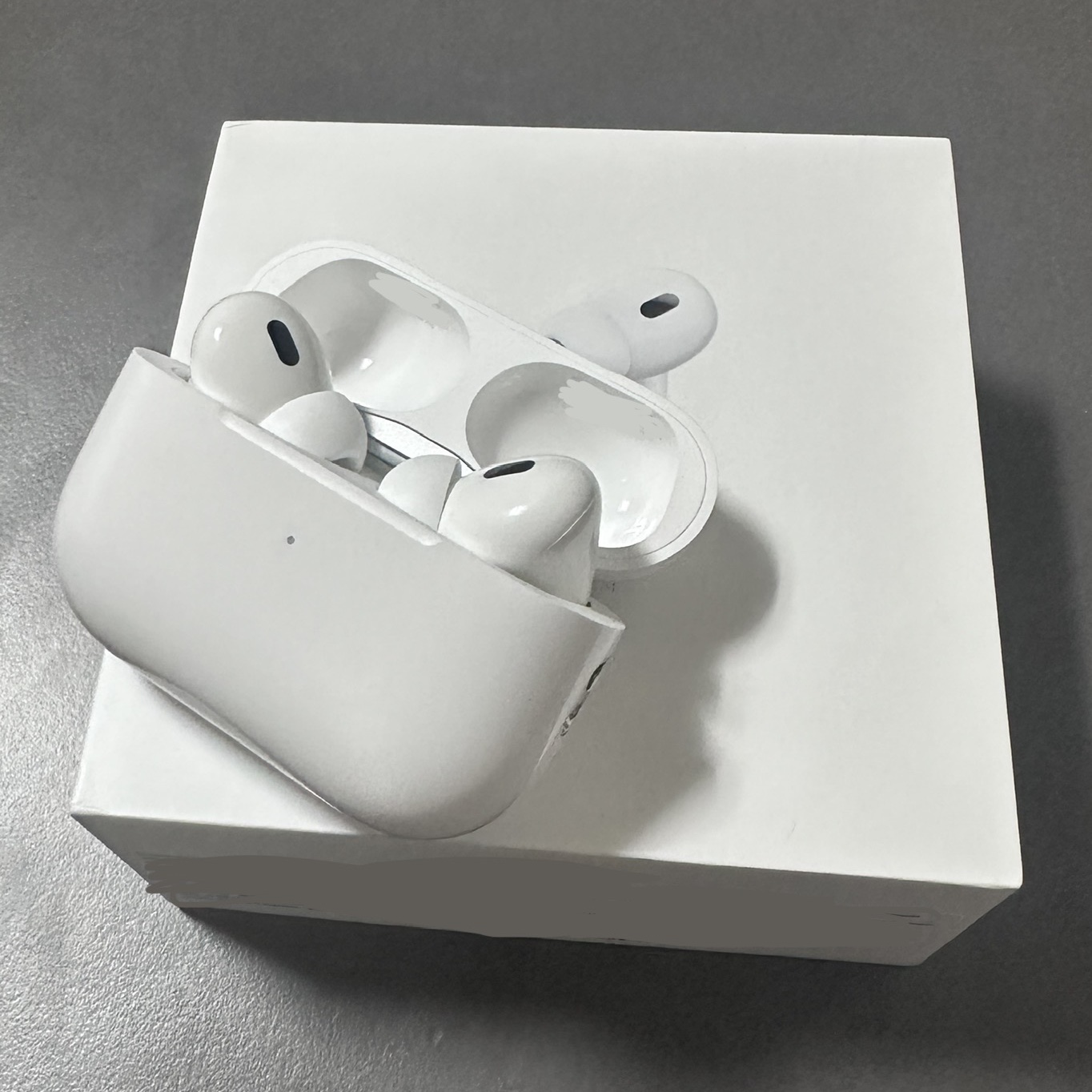 Apple AirPods Pro 2nd Gen (Korean Ver.) 착용 스타일 - 3