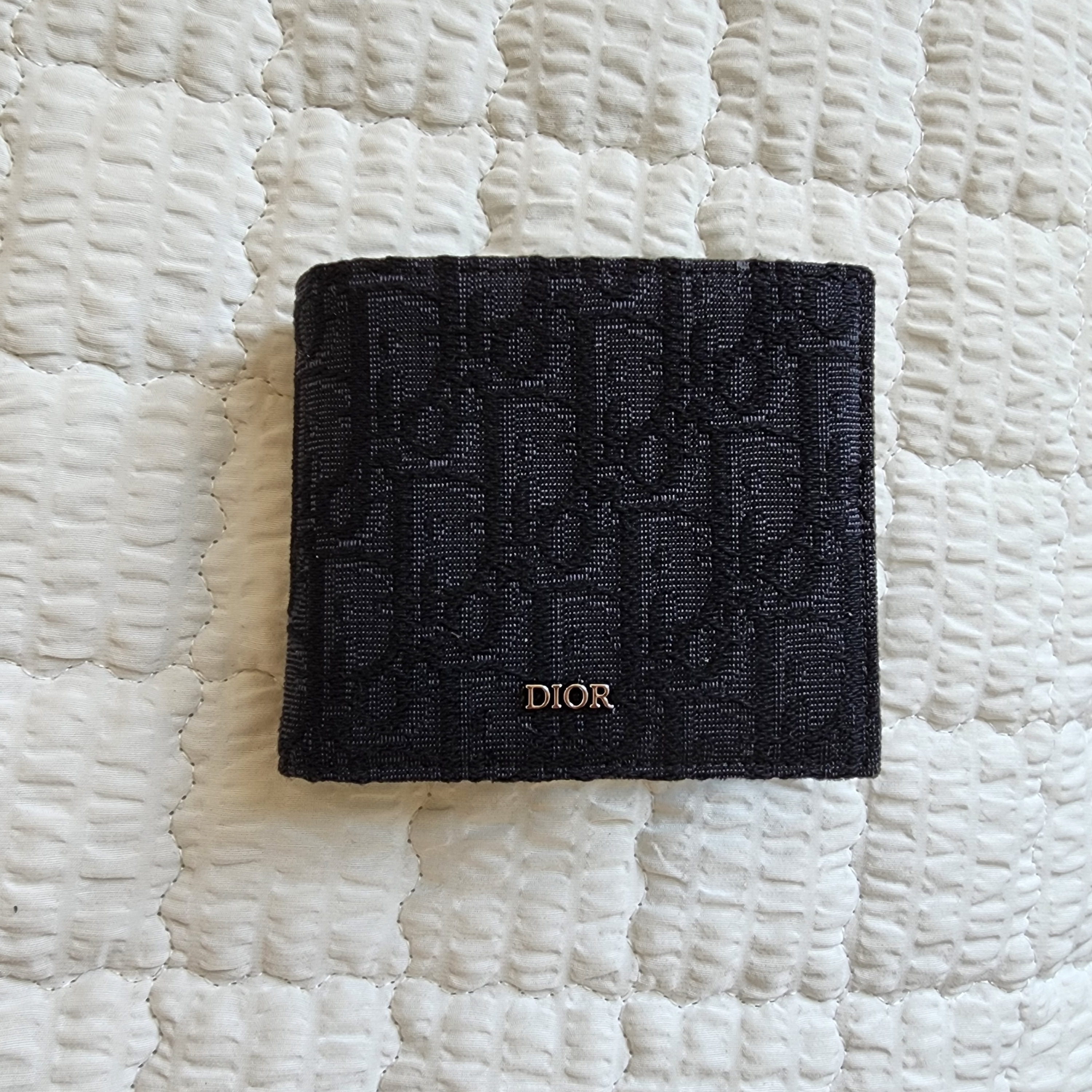 Dior Wallet Black Dior Oblique Jacquard 착용 스타일