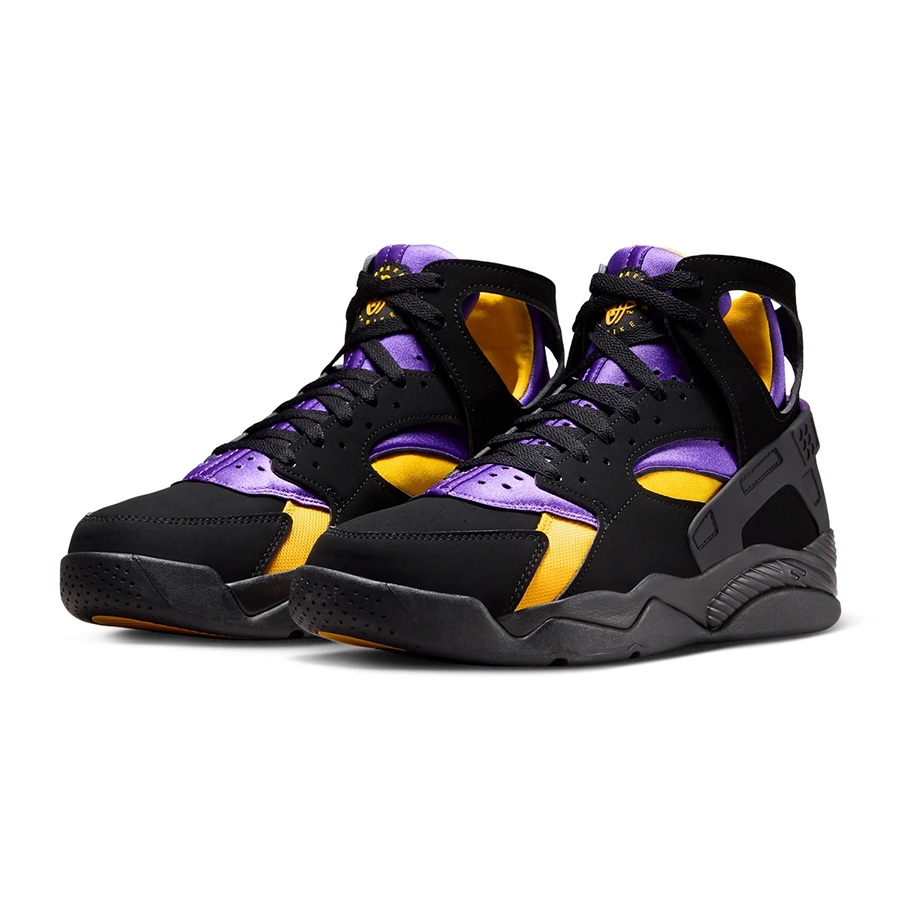 Nike Air Flight Huarache Varsity Purple and Royal Blue, Jordan 8 Retro Kobe Bryant PE 착용 스타일 - 3