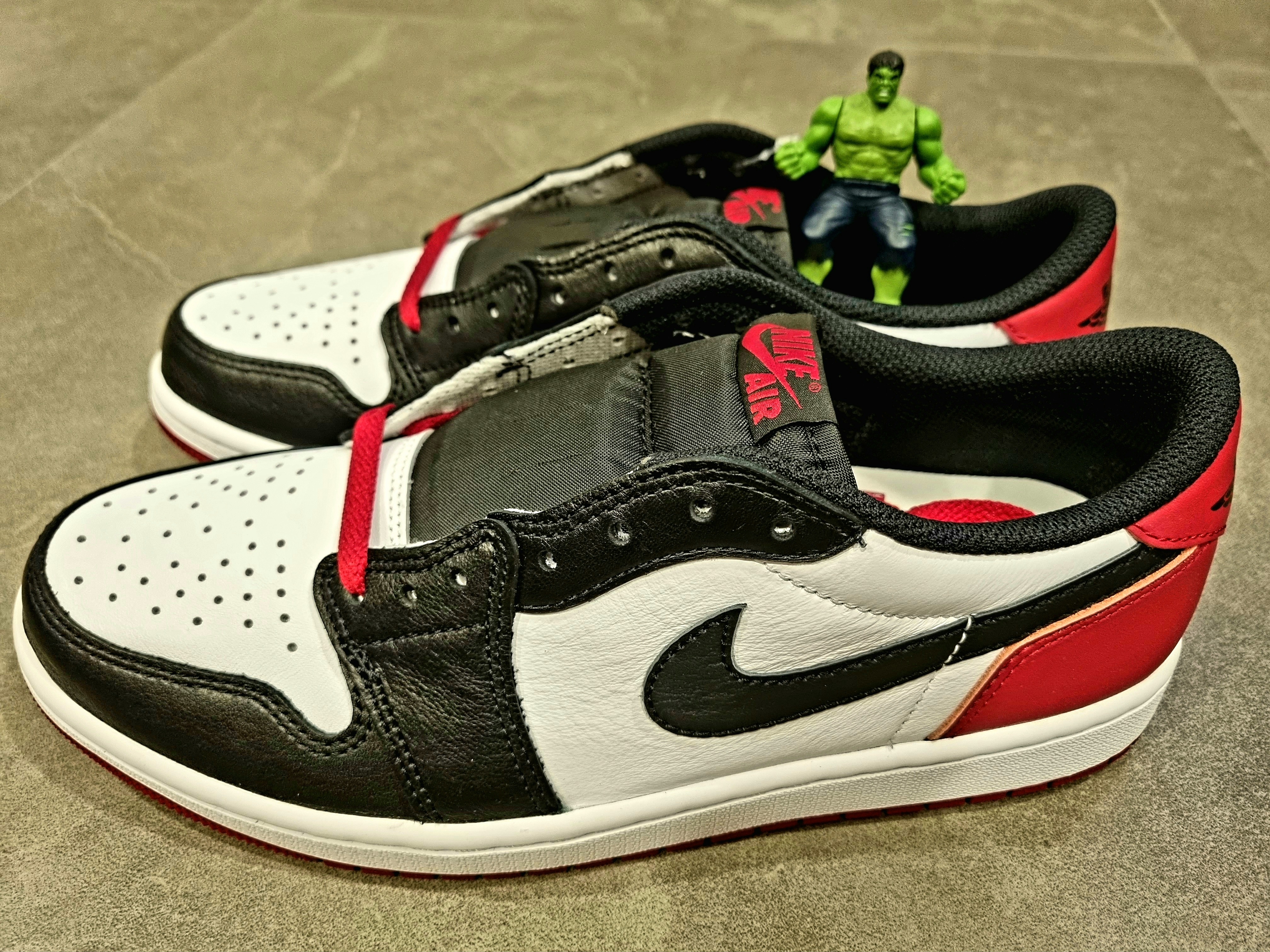 Jordan 1 Retro Low OG Black Toe 착용 스타일 - 1