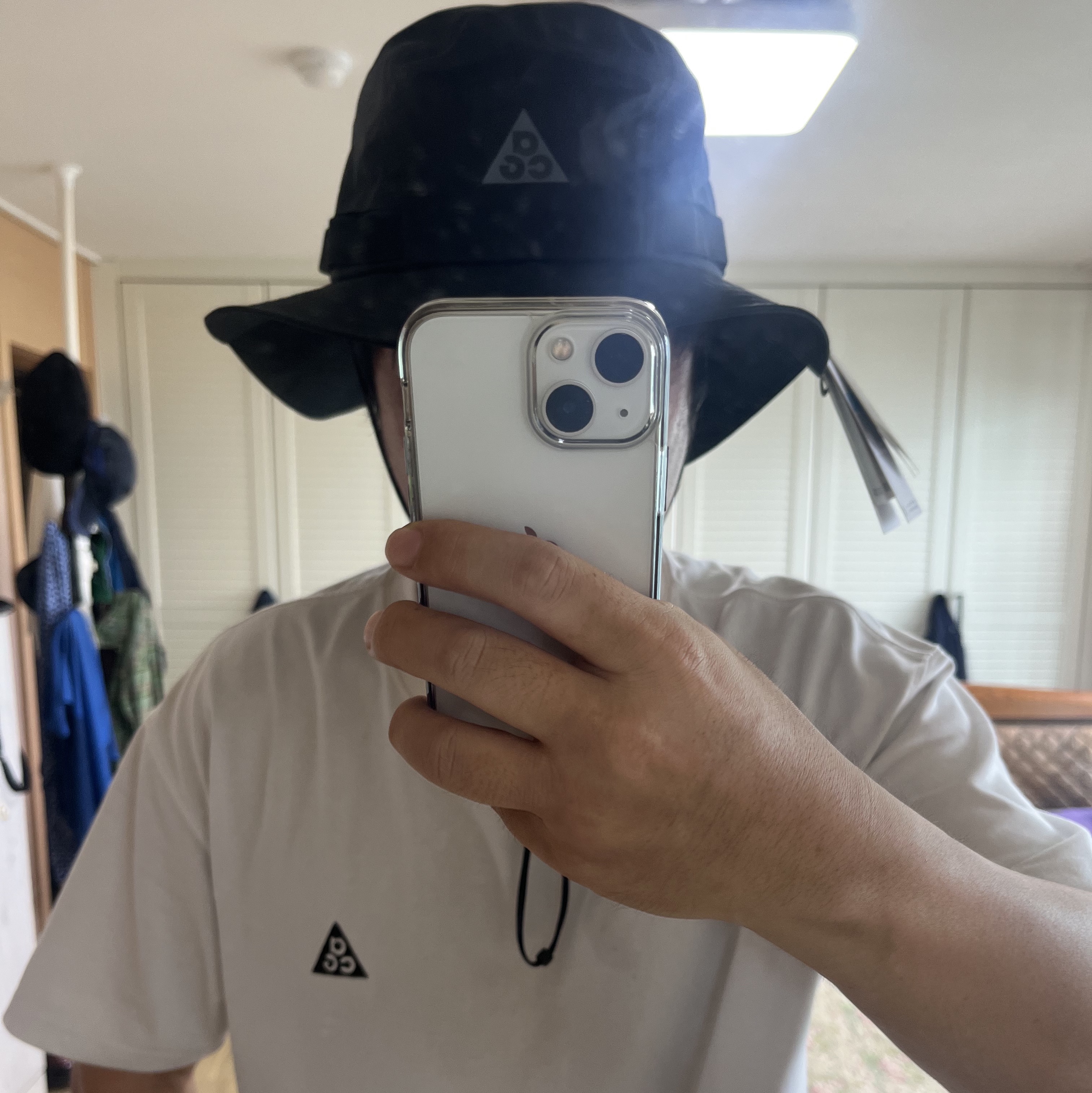 Nike ACG Apex Bucket Hat Black, Nike ACG LBR T-Shirt Summit White - Asia 착용 스타일 - 1