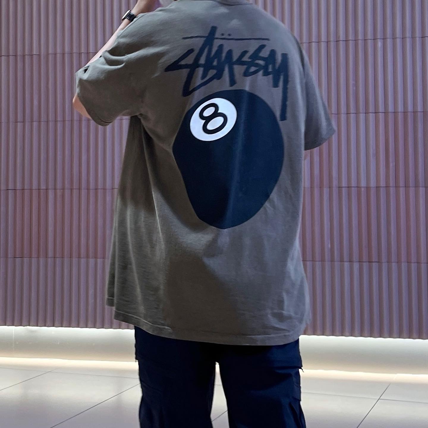 Jordan 1 Retro High OG Chicago 2022, Stussy 8 Ball Pigment Dyed T-Shirt Coffee - 22SS 착용 스타일 - 2