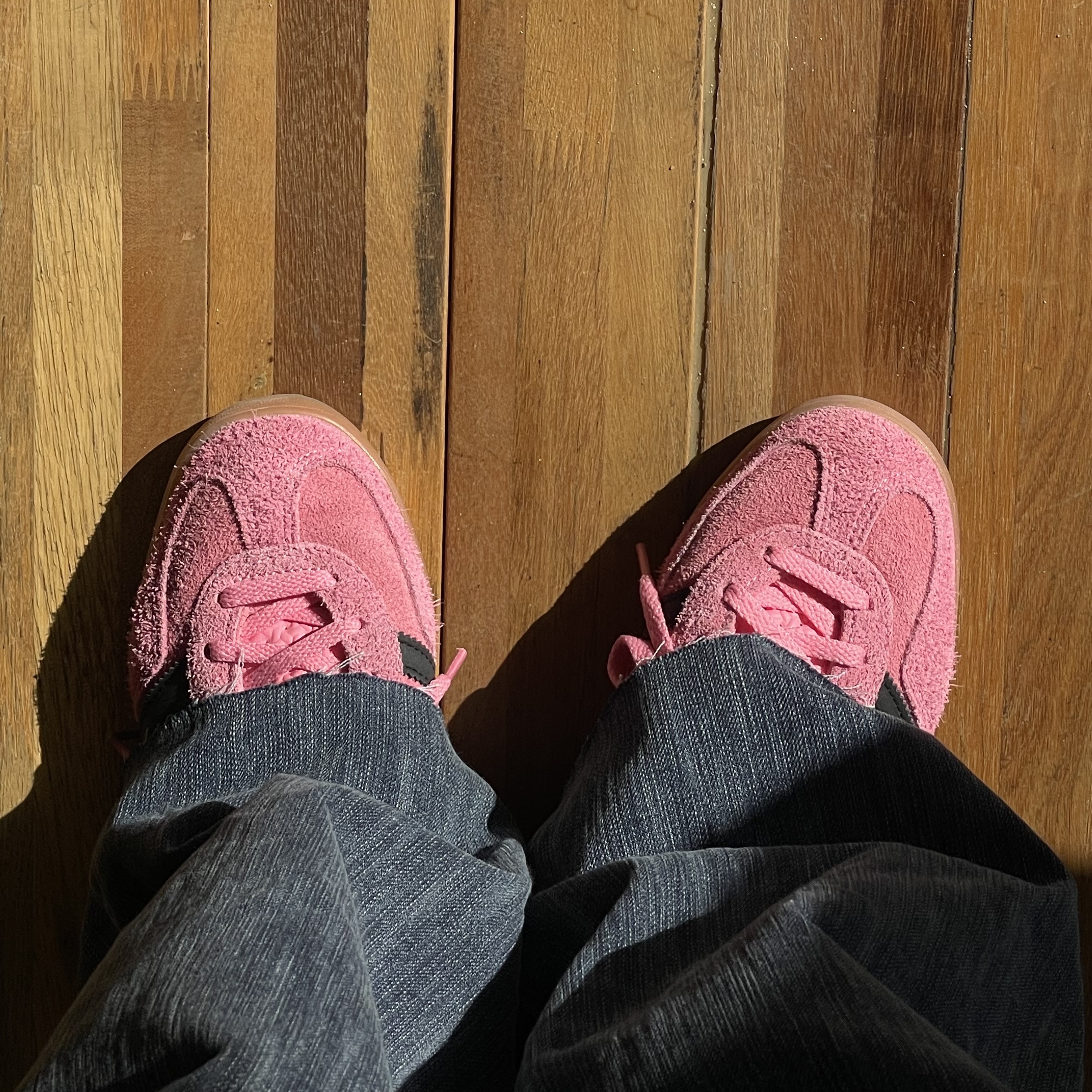 (W) Adidas Gazelle Indoor Bliss Pink 착용 스타일