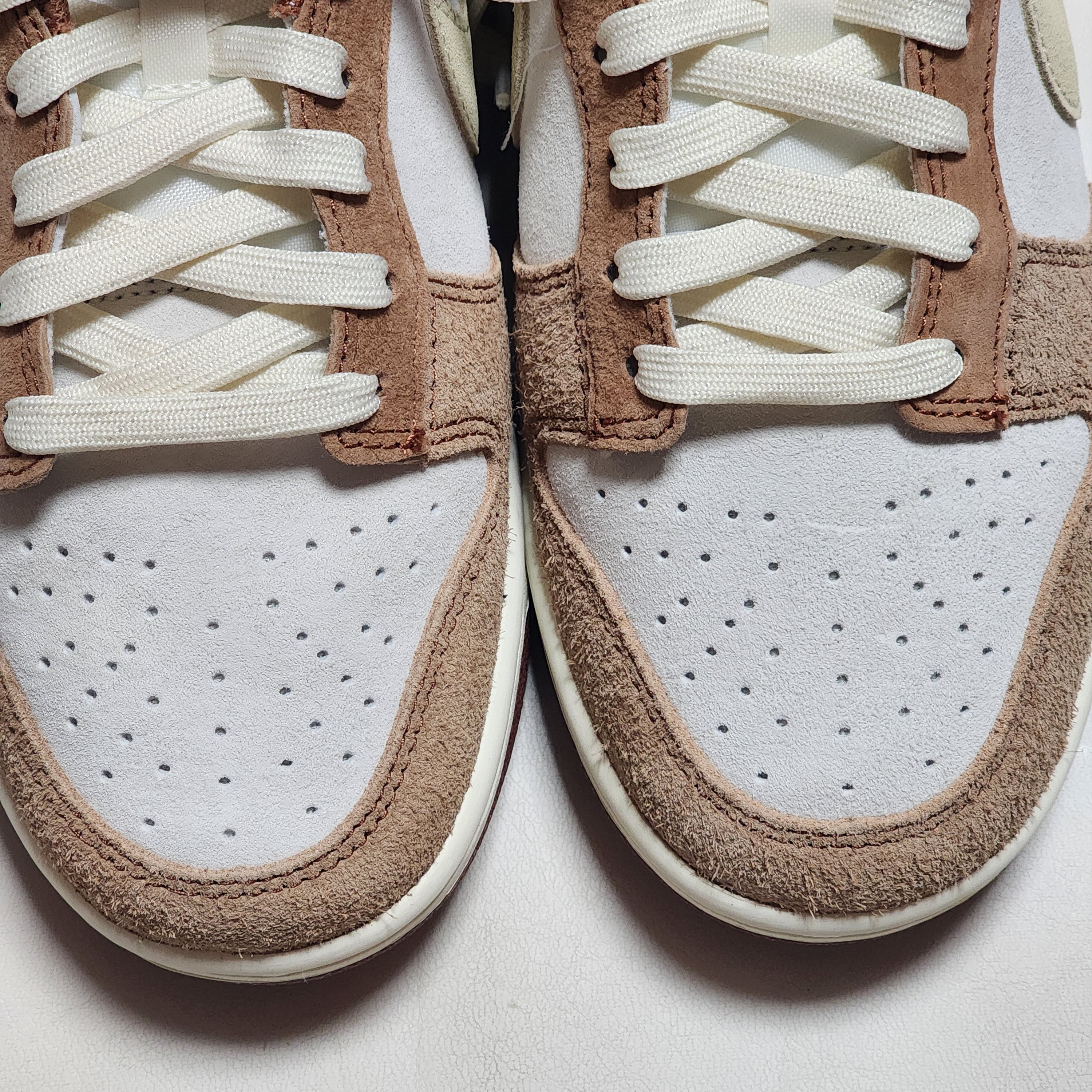 Nike Dunk Low Pro Premium Medium Curry 착용 스타일 - 2