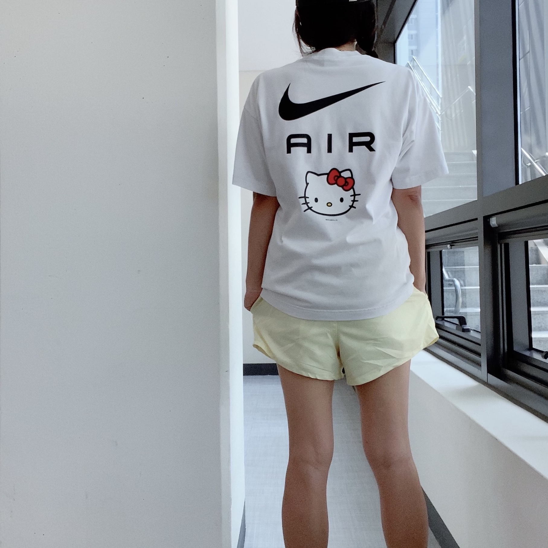 Nike x Hello Kitty NRG Air T-Shirt White - Asia 착용 스타일