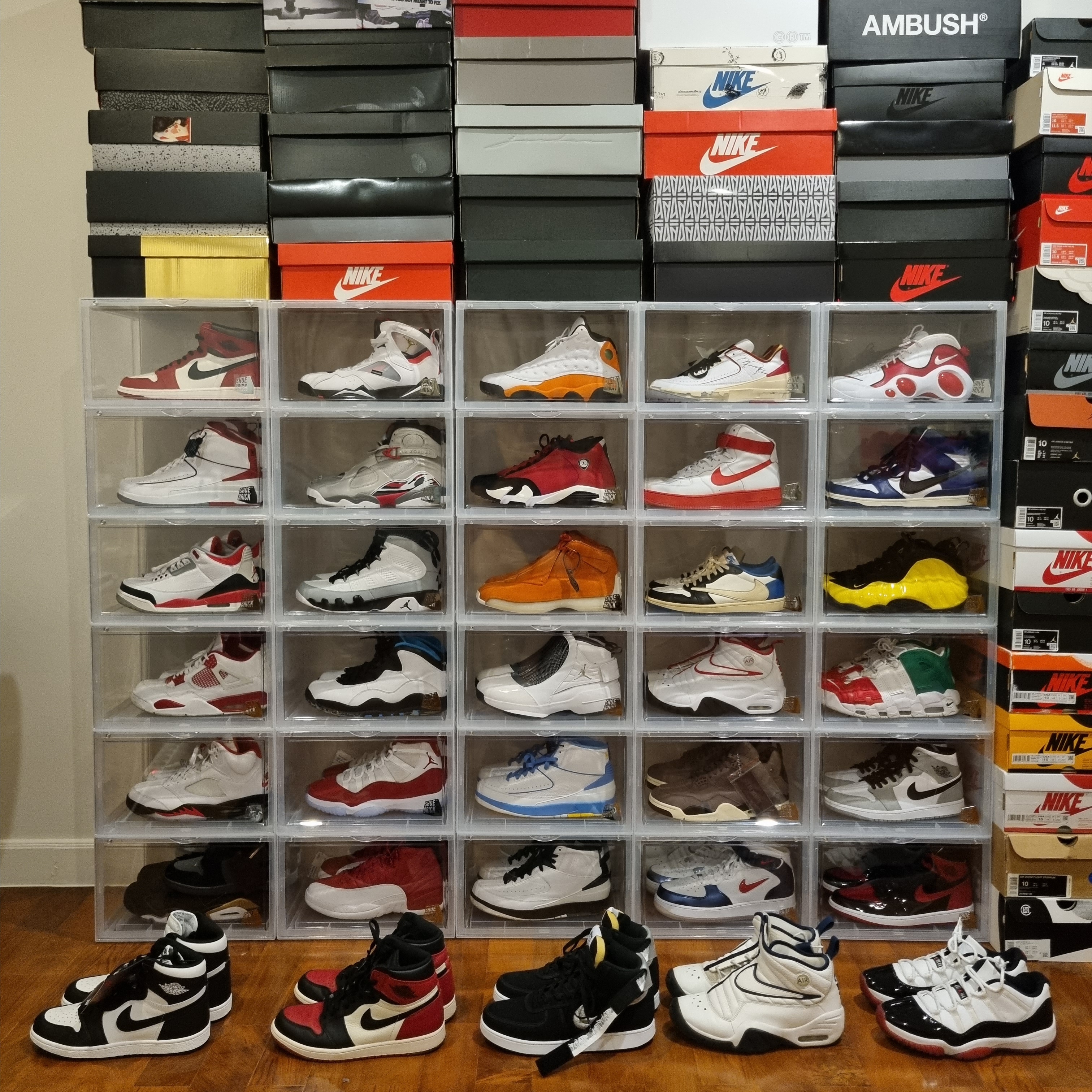 Jordan 1 x Travis Scott x Fragment Retro Low OG SP Military Blue, Nike Air Zoom Flight 95 White True Red 착용 스타일
