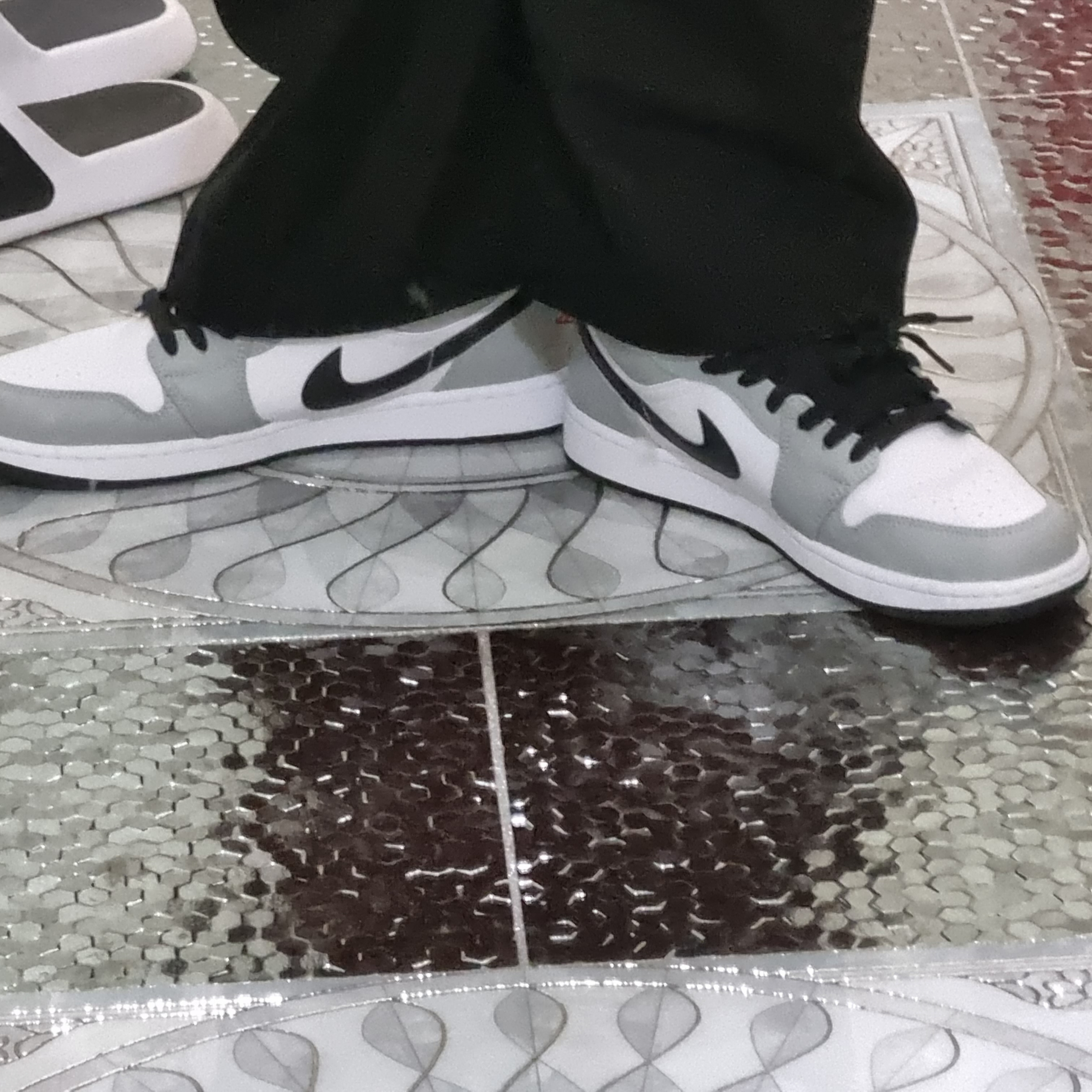 Jordan 1 Low Light Smoke Grey 착용 스타일