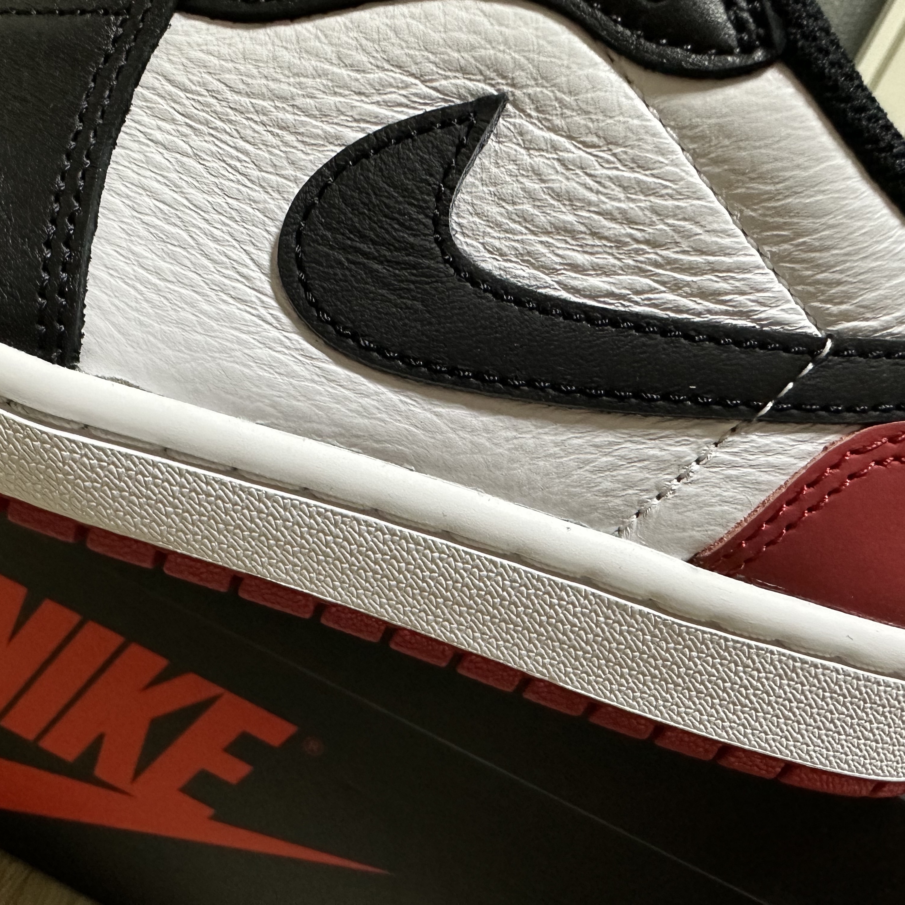 Jordan 1 Retro Low OG Black Toe 착용 스타일