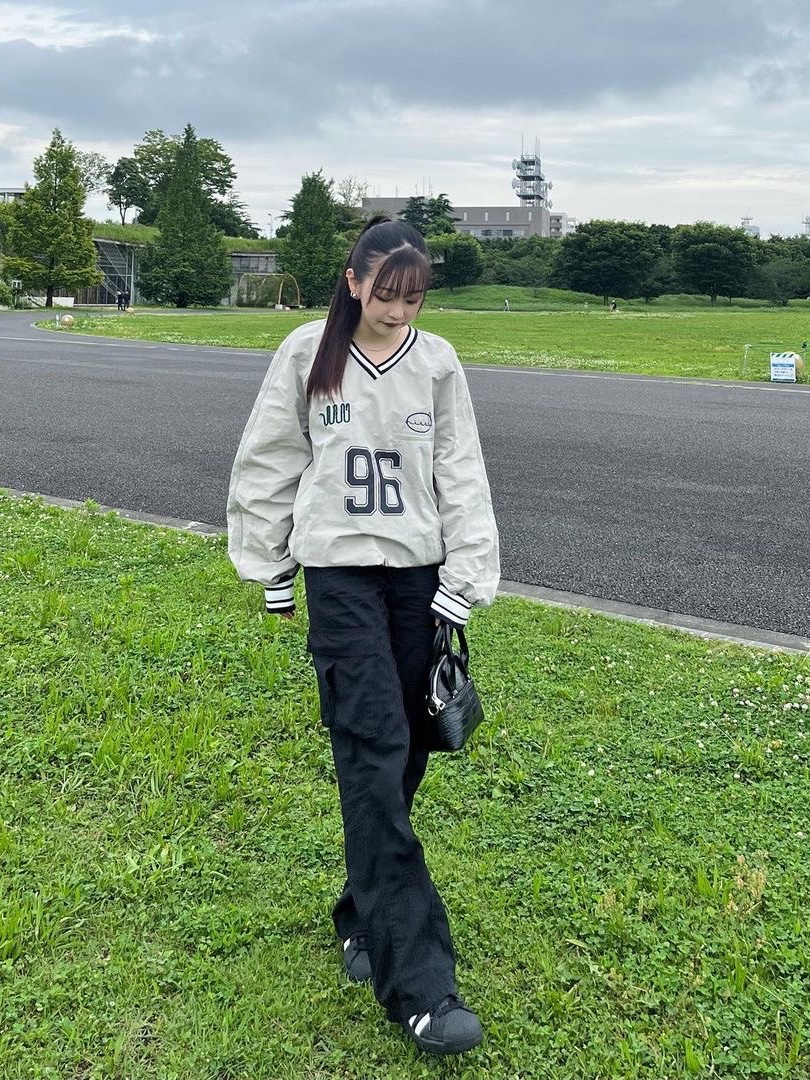Nieeh 1996 Oversize Fit Gray 착용 스타일