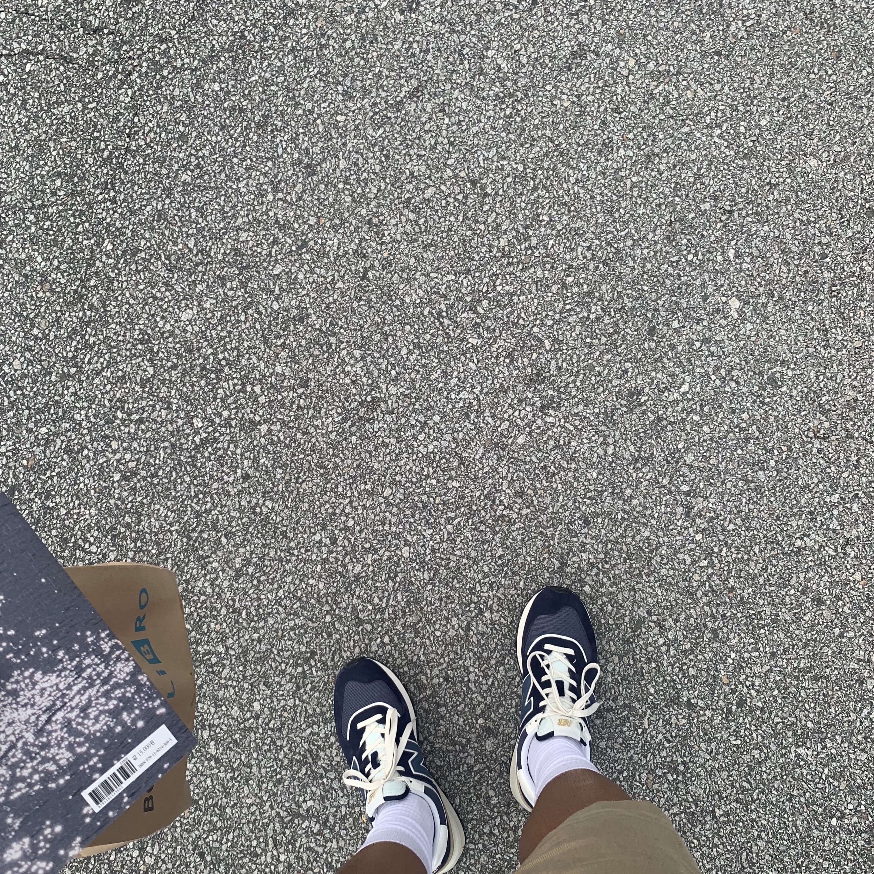 New Balance 574 Legacy Navy 착용 스타일 - 3