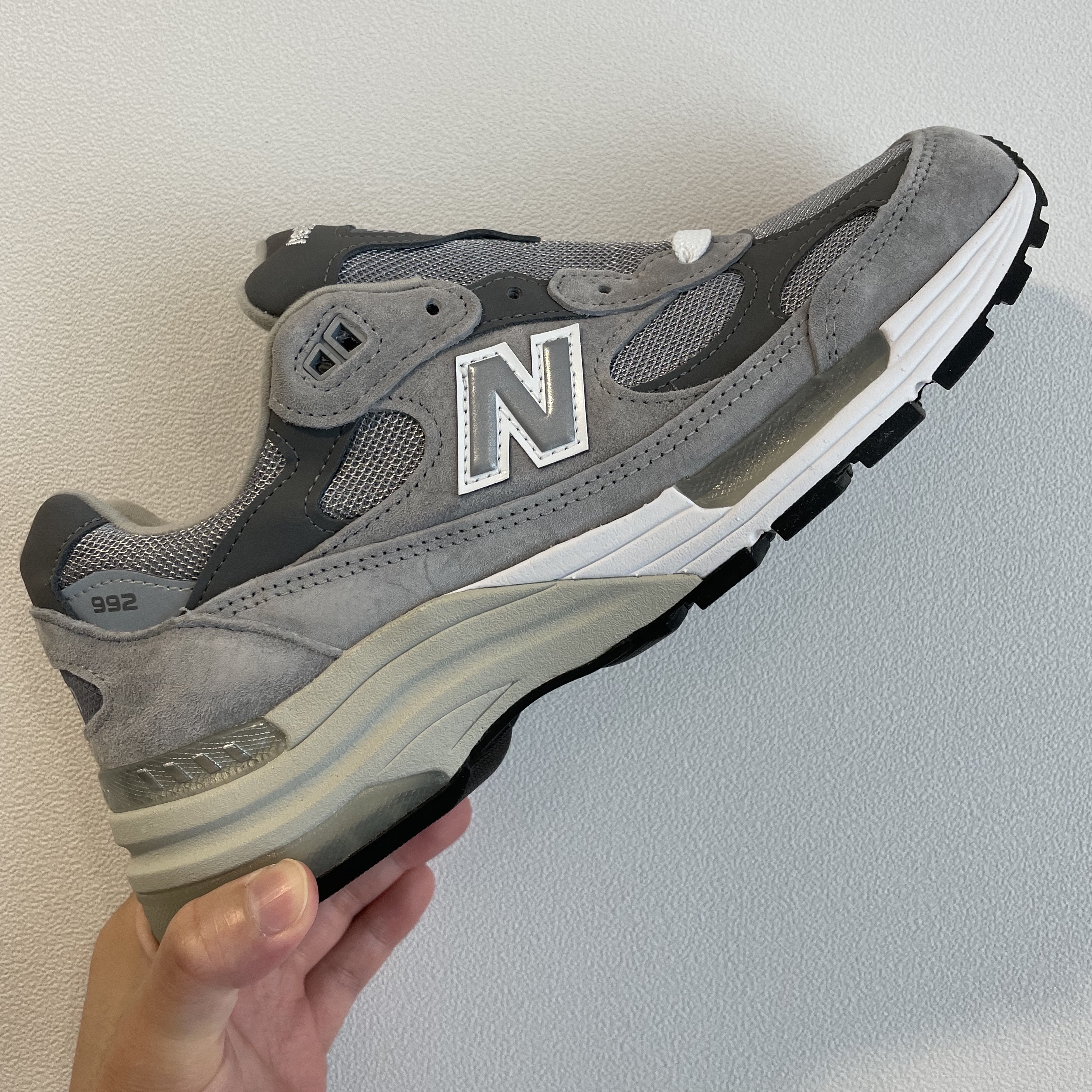 New Balance 992 Made in USA Grey - D Standard 착용 스타일 - 1
