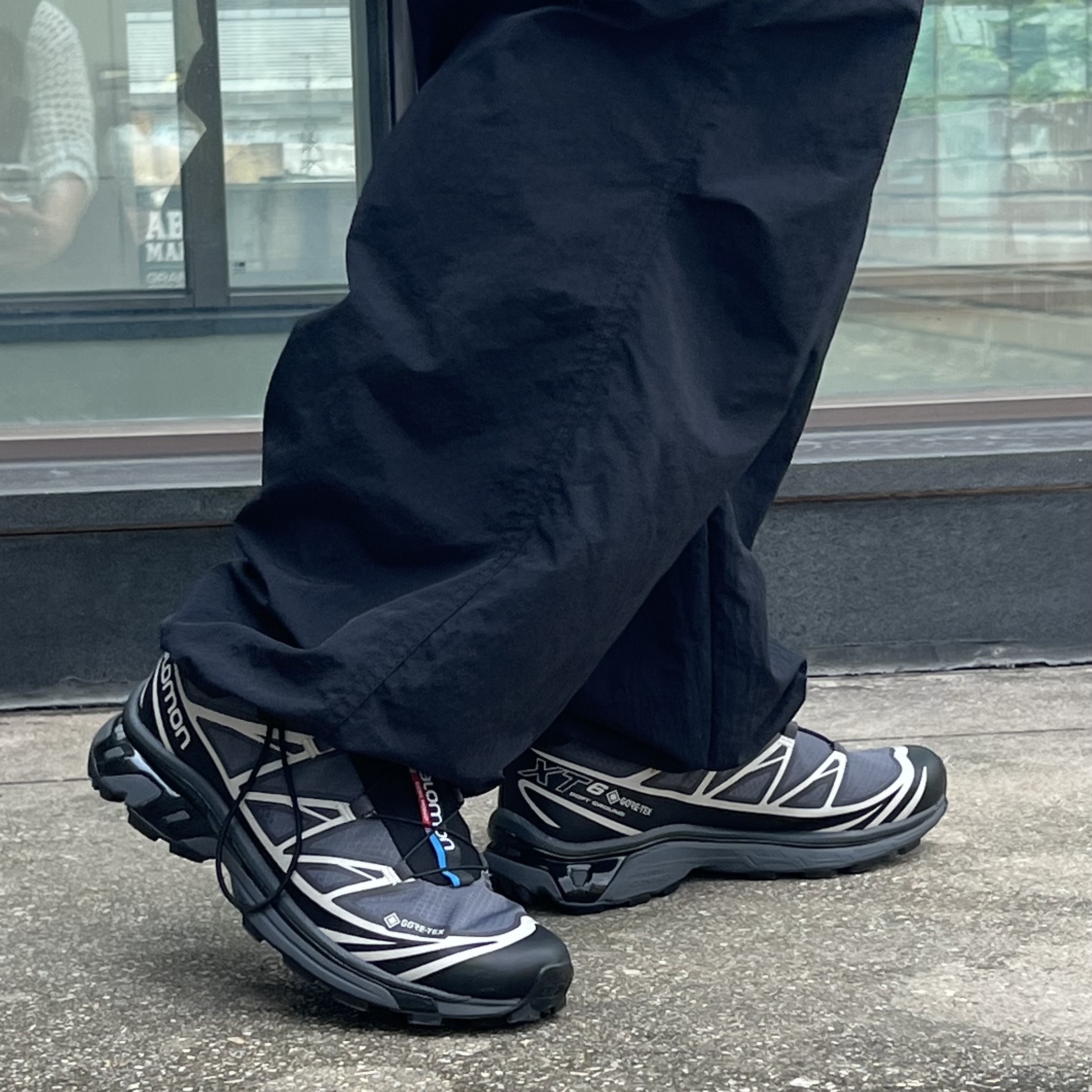 Salomon XT-6 Gore-Tex Black Ebony 착용 스타일