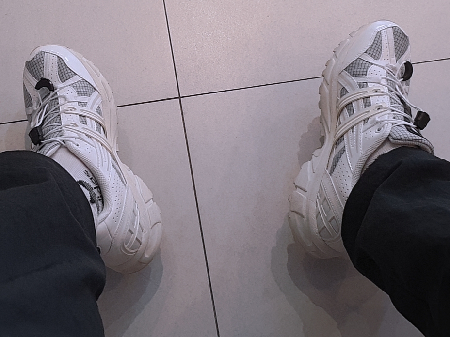 (W) Asics x Matin Kim Gel-Sonoma 15-50 Glacier Grey White 착용 스타일