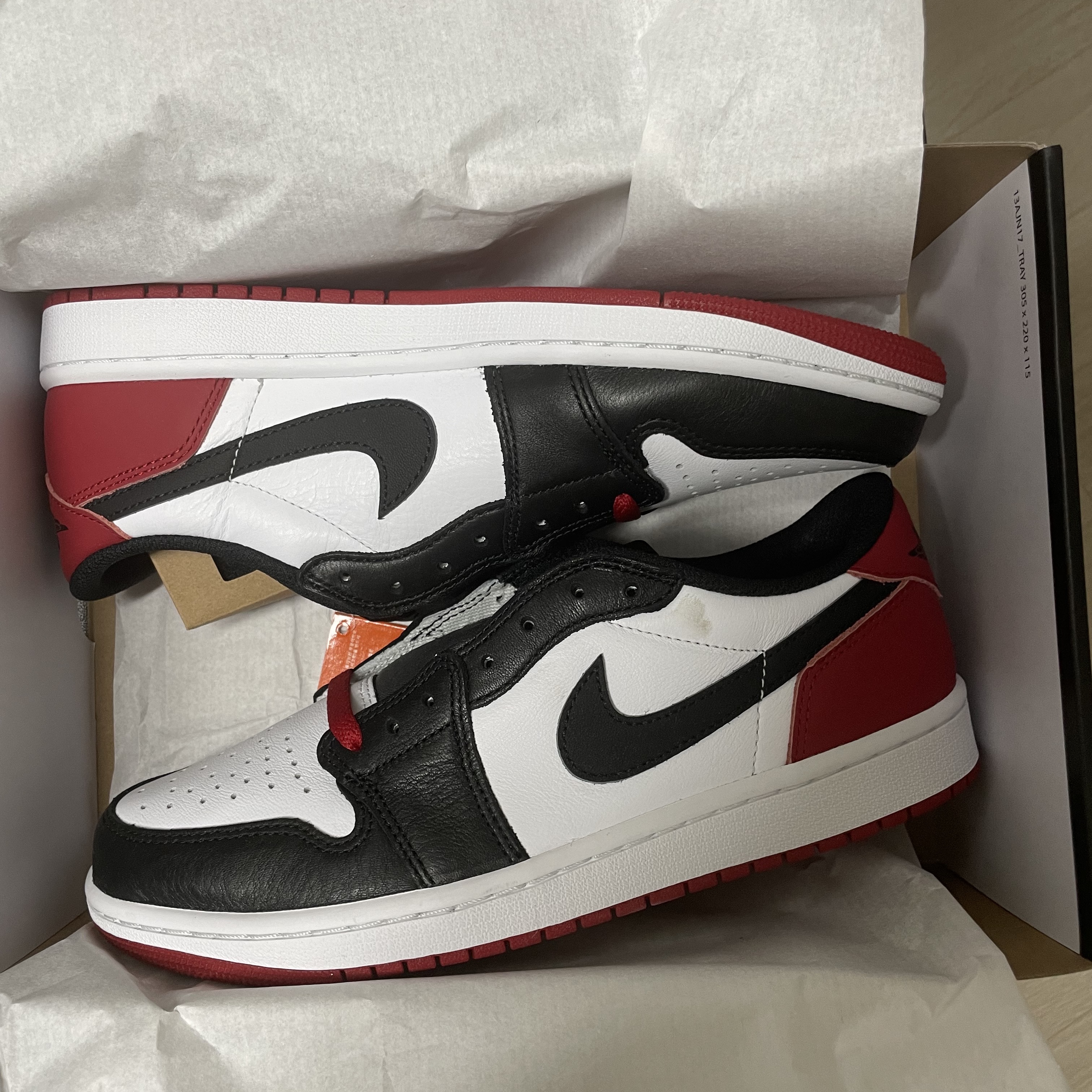 Jordan 1 Retro Low OG Black Toe 착용 스타일
