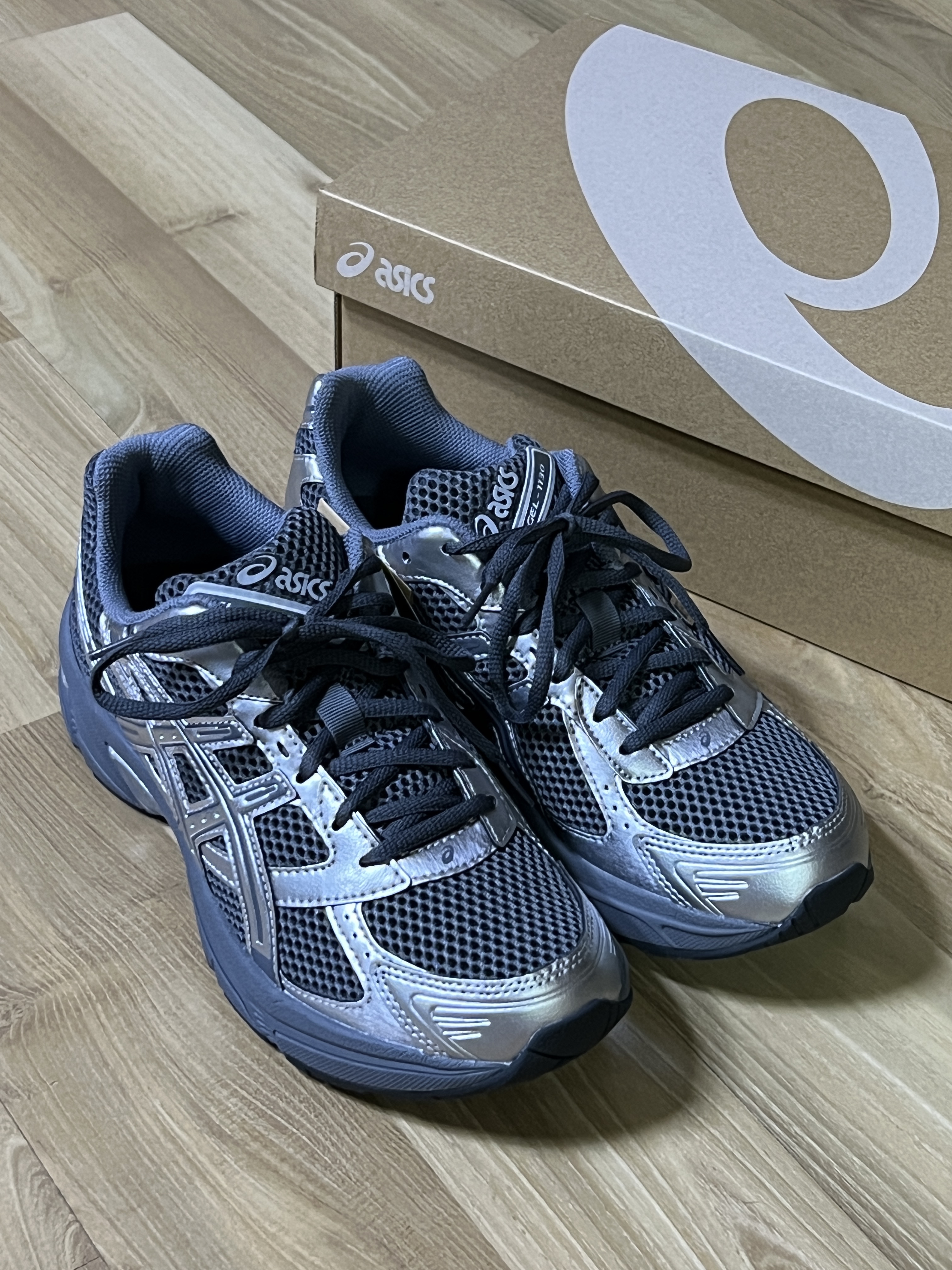 Asics Gel-1130 Steel Grey Pure Silver 착용 스타일 - 1