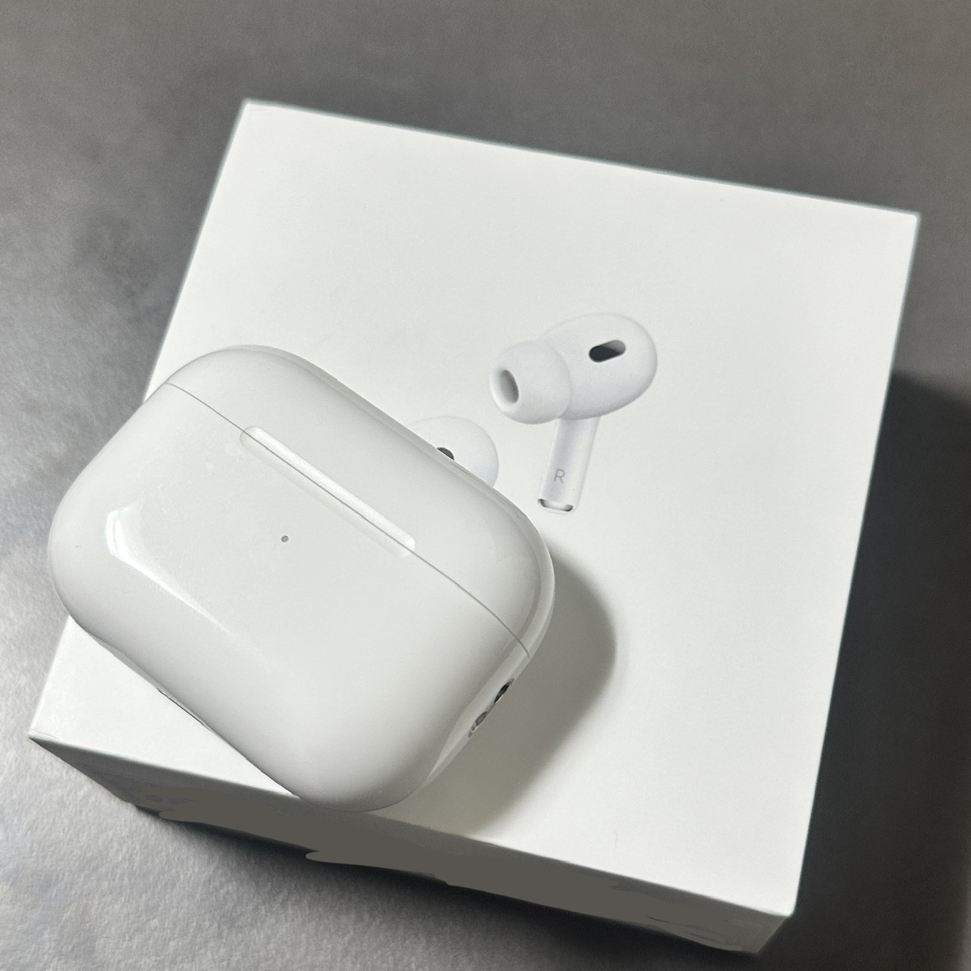 Apple AirPods Pro 2nd Gen (Korean Ver.) 착용 스타일 - 2
