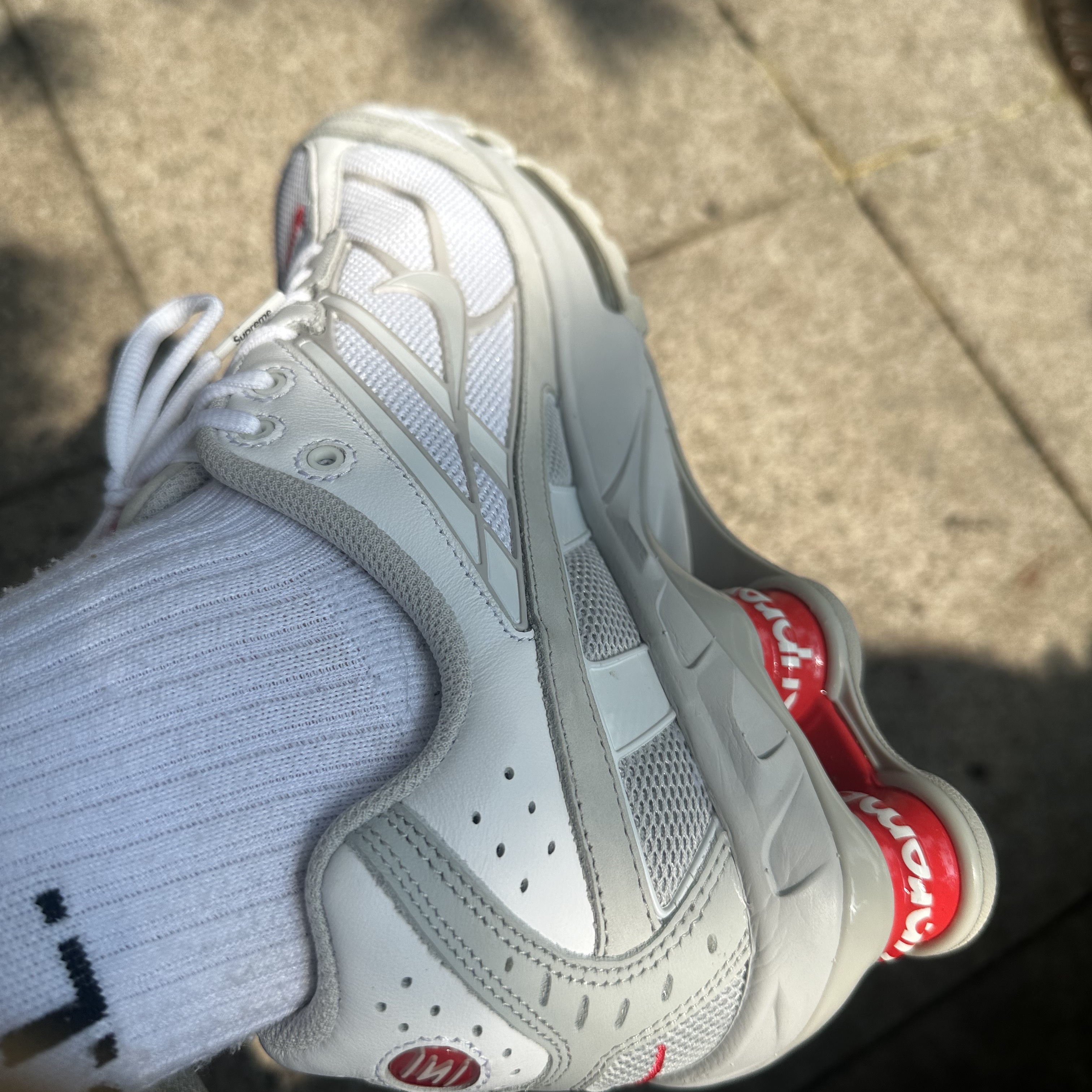 Supreme Mesh Backpack White - 23SS, Nike x Supreme Shox Ride 2 SP White 착용 스타일 - 4